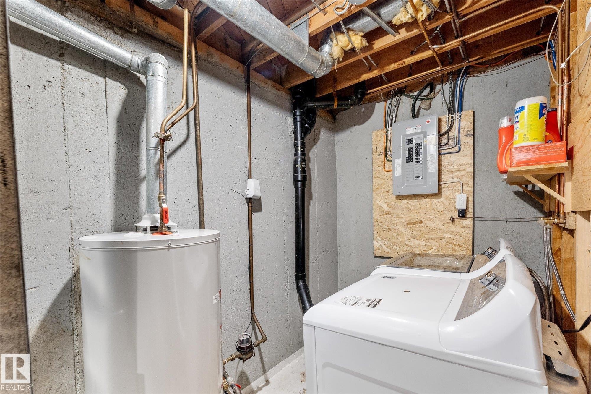 210 Roseland Village, Edmonton, AB