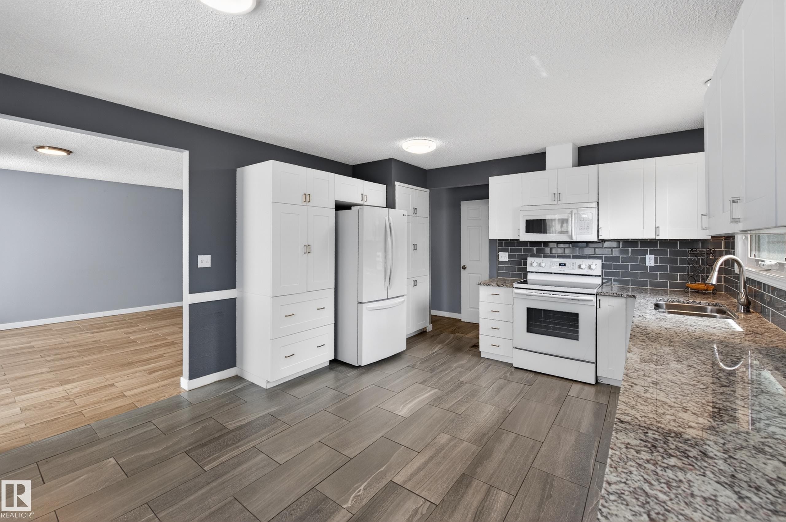 15115 22 Street, Edmonton, AB