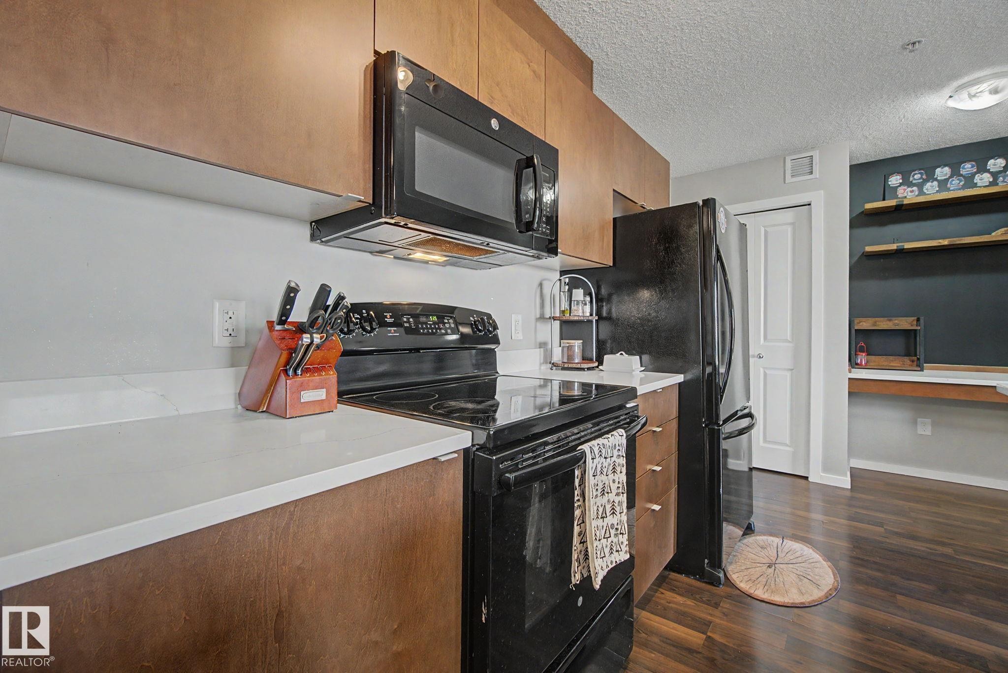334 504 Albany Way, Edmonton, AB