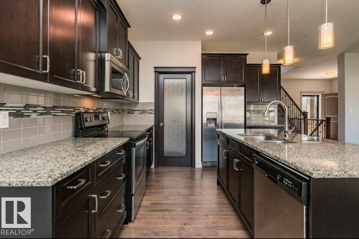 5912 19 Avenue Sw, Edmonton, AB - Indoor Photo Showing Kitchen With Stainless Steel Kitchen With Double Sink With Upgraded Kitchen