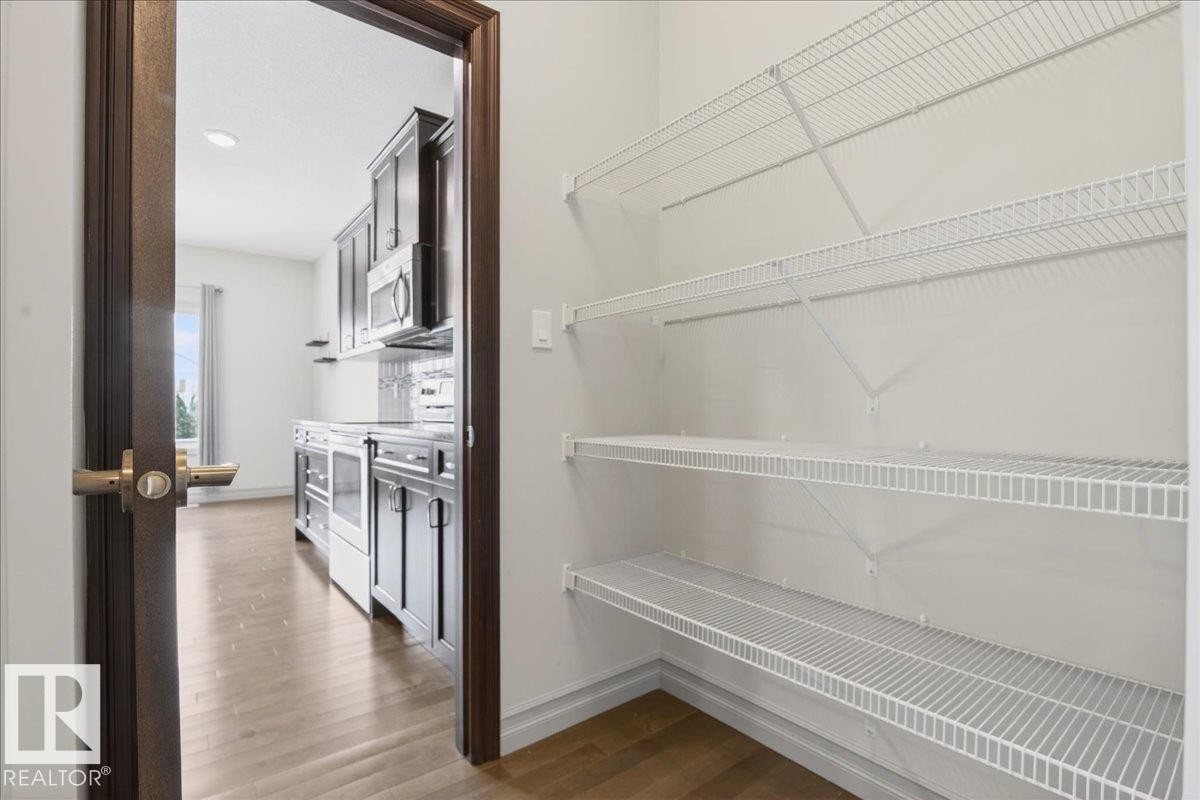 5912 19 Avenue Sw, Edmonton, AB - Indoor With Storage