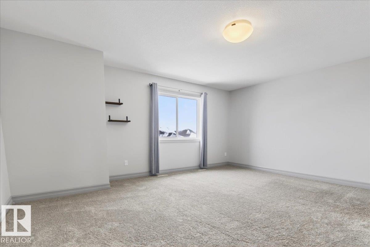 5912 19 Avenue Sw, Edmonton, AB - Indoor Photo Showing Other Room