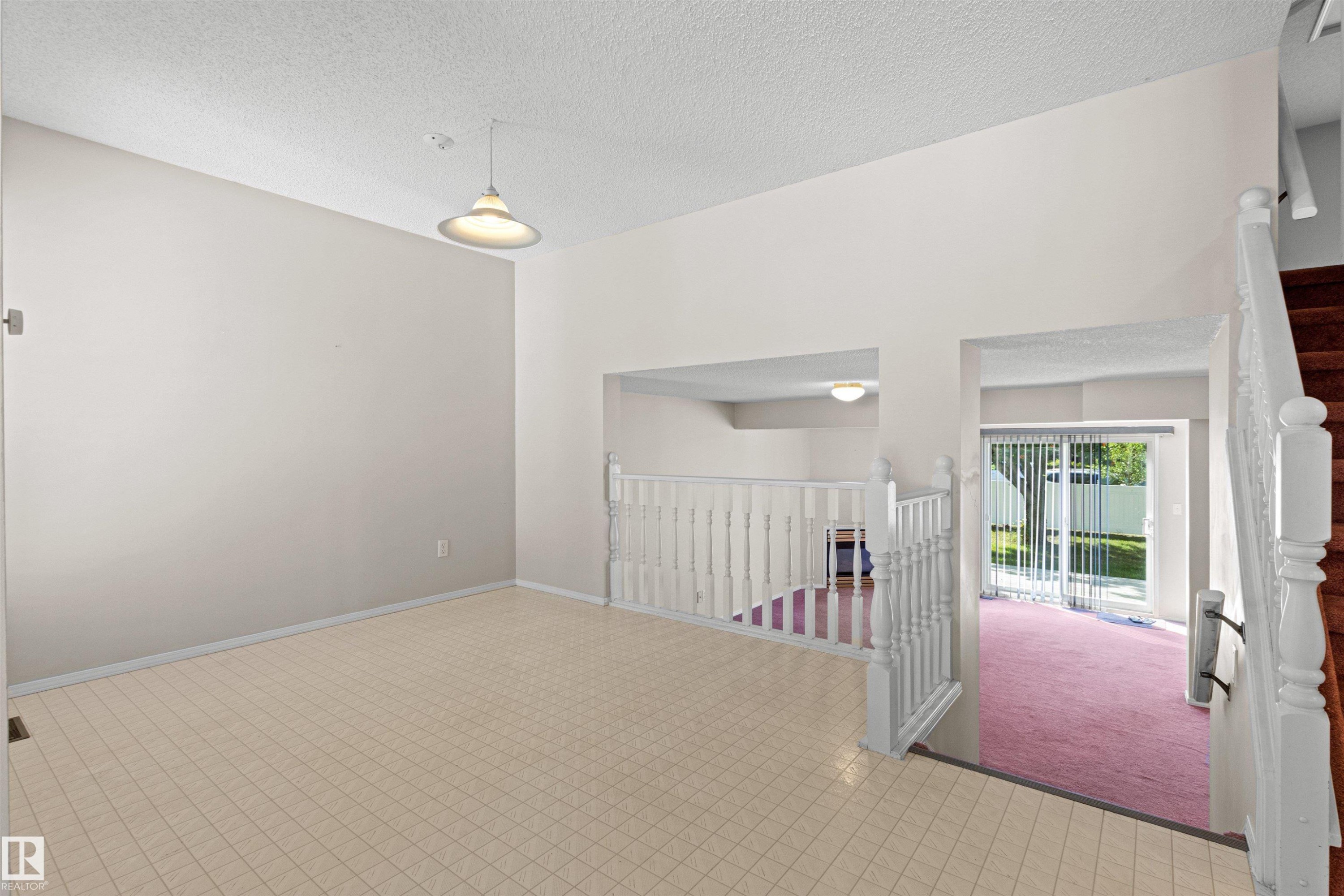 #12 3311 58 St Nw, Edmonton, AB - Indoor Photo Showing Other Room