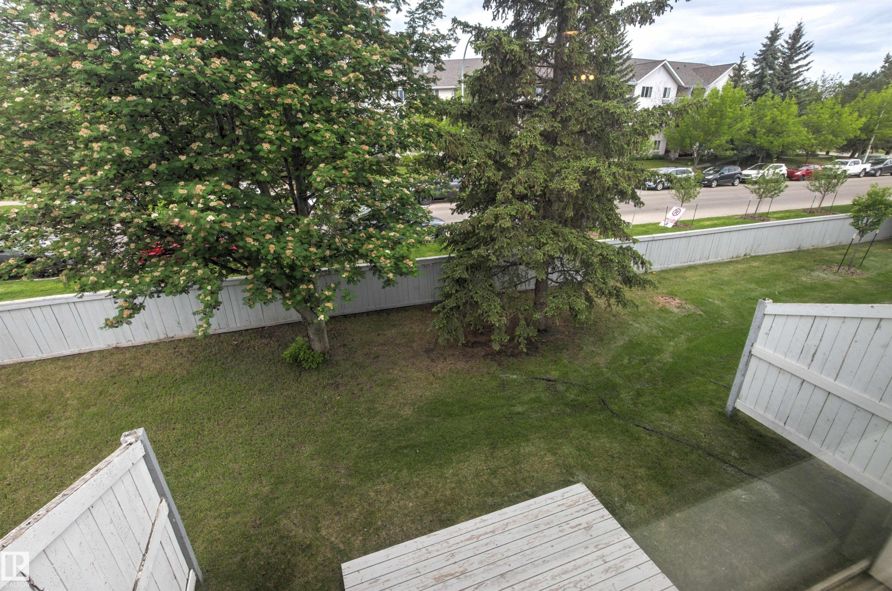 #12 3311 58 St Nw, Edmonton, AB - Outdoor
