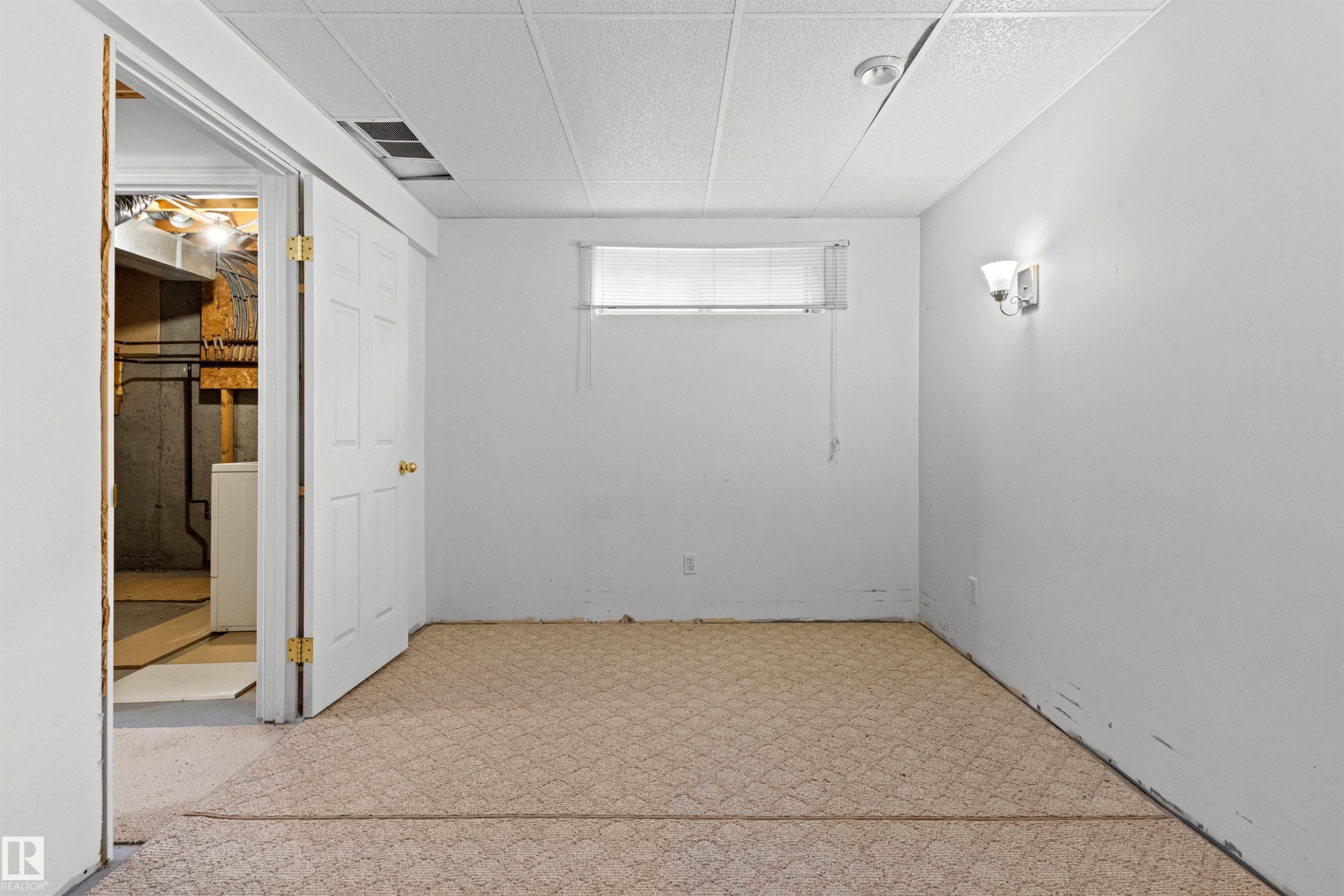 #12 3311 58 St Nw, Edmonton, AB - Indoor Photo Showing Other Room