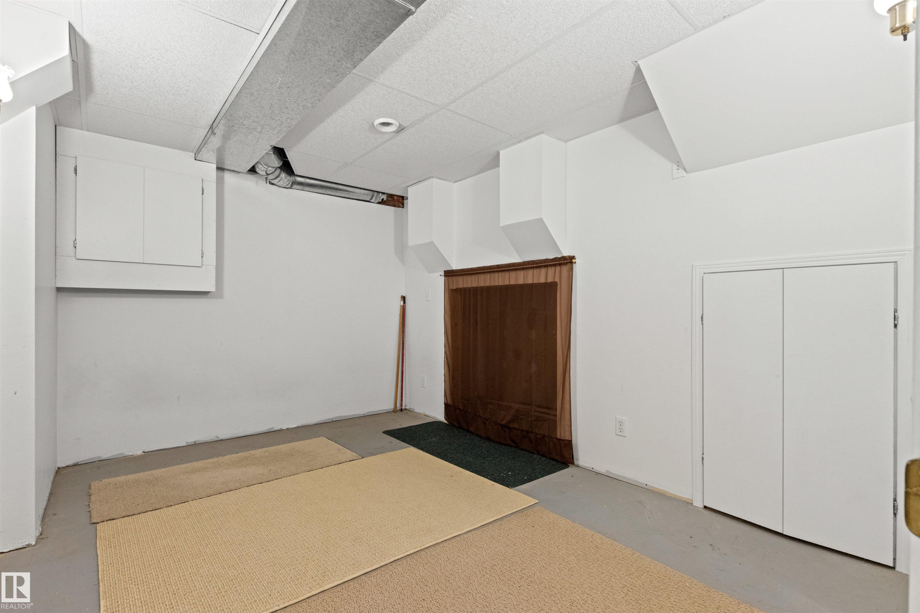 #12 3311 58 St Nw, Edmonton, AB - Indoor Photo Showing Other Room