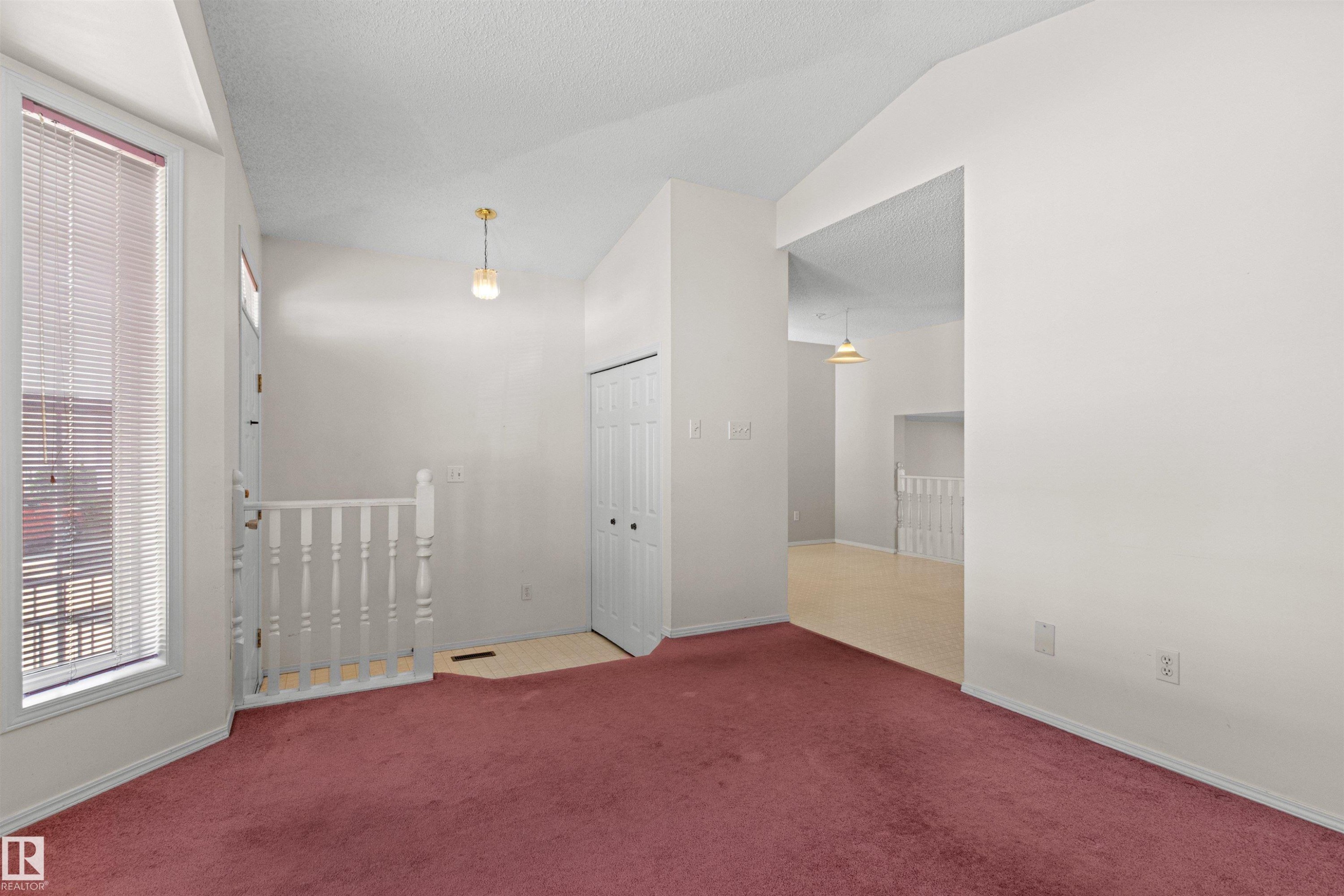 #12 3311 58 St Nw, Edmonton, AB - Indoor Photo Showing Other Room