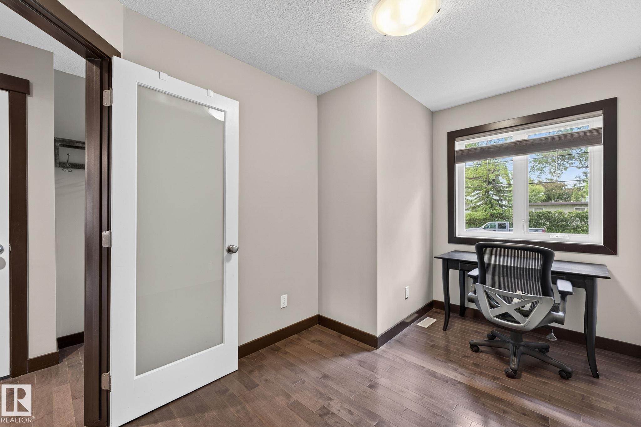 Office - 8506 80 Avenue, Edmonton, AB