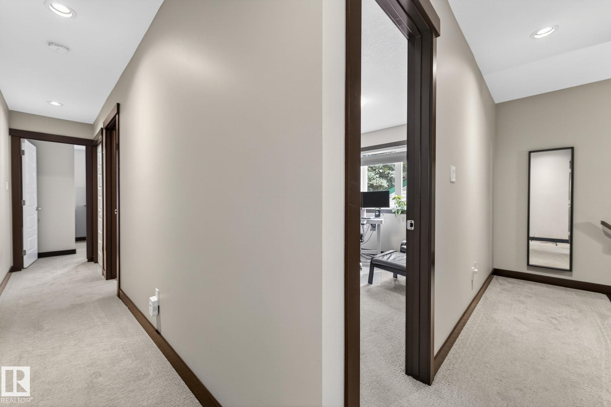 Corridor - 8506 80 Avenue, Edmonton, AB
