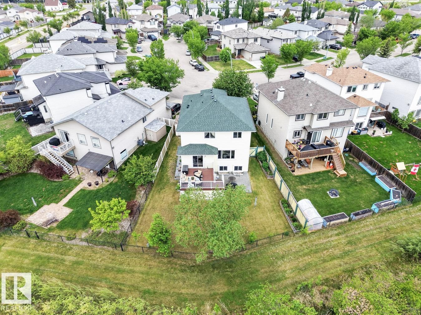 3301 47 Street, Beaumont, AB