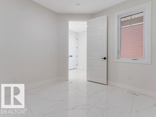 7156 177 Avenue, Edmonton, AB