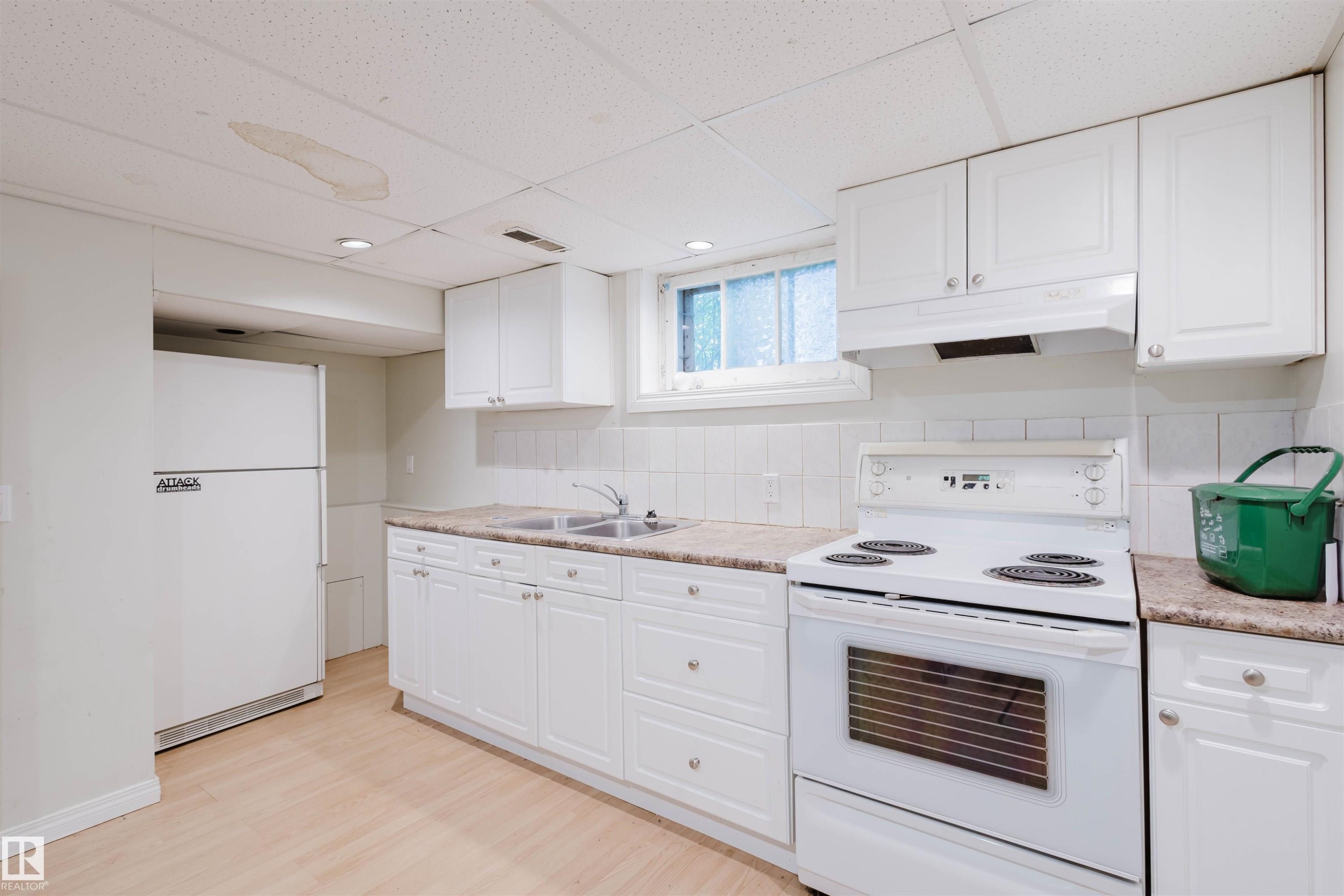 7230 112 Street, Edmonton, AB