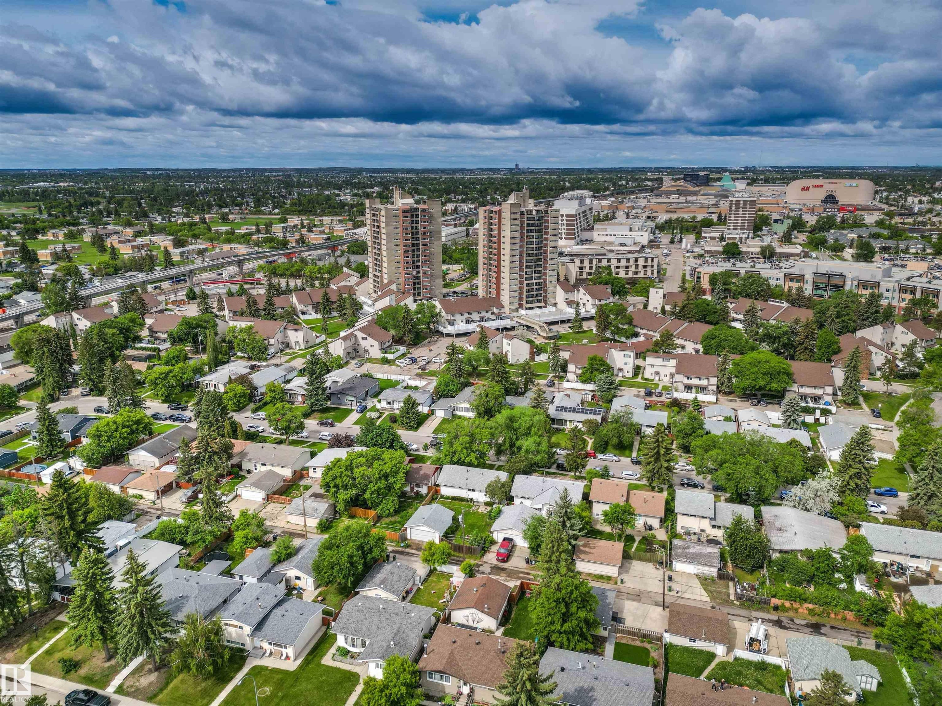 8719 164A Street, Edmonton, AB
