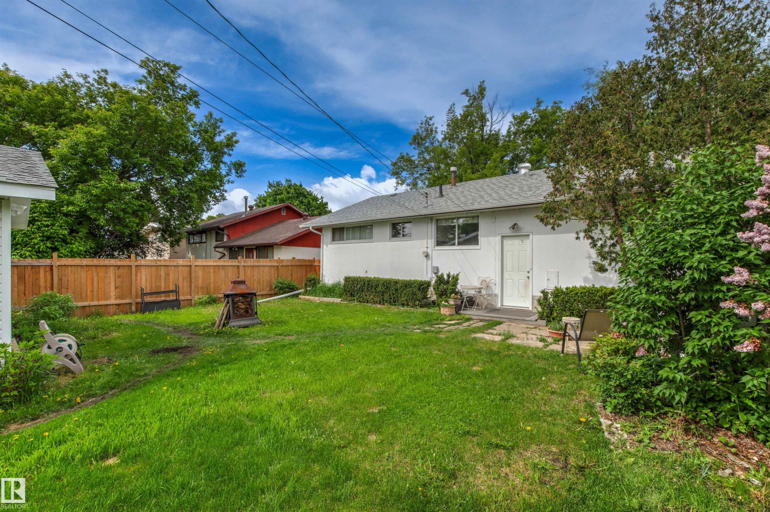8719 164A Street, Edmonton, AB
