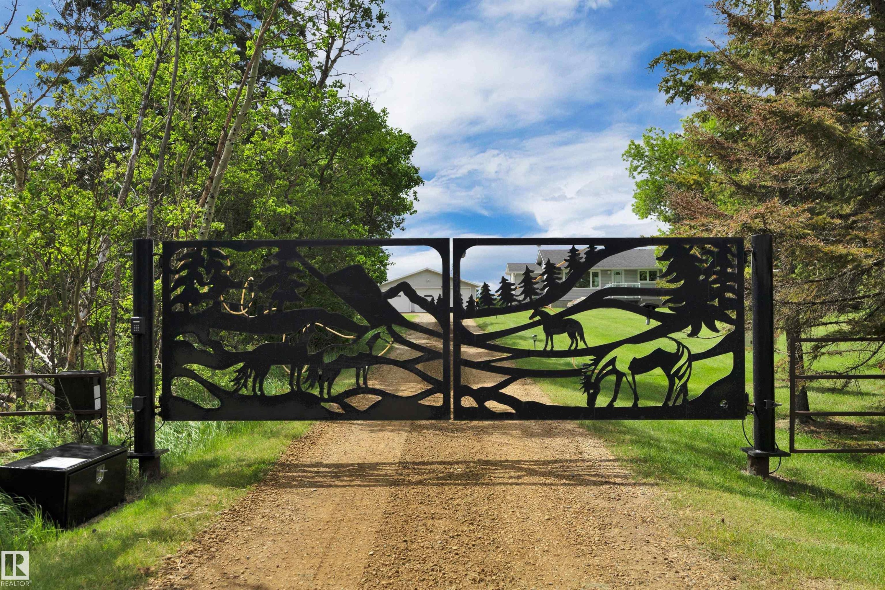 22363 Wye Road, Rural Strathcona County, AB
