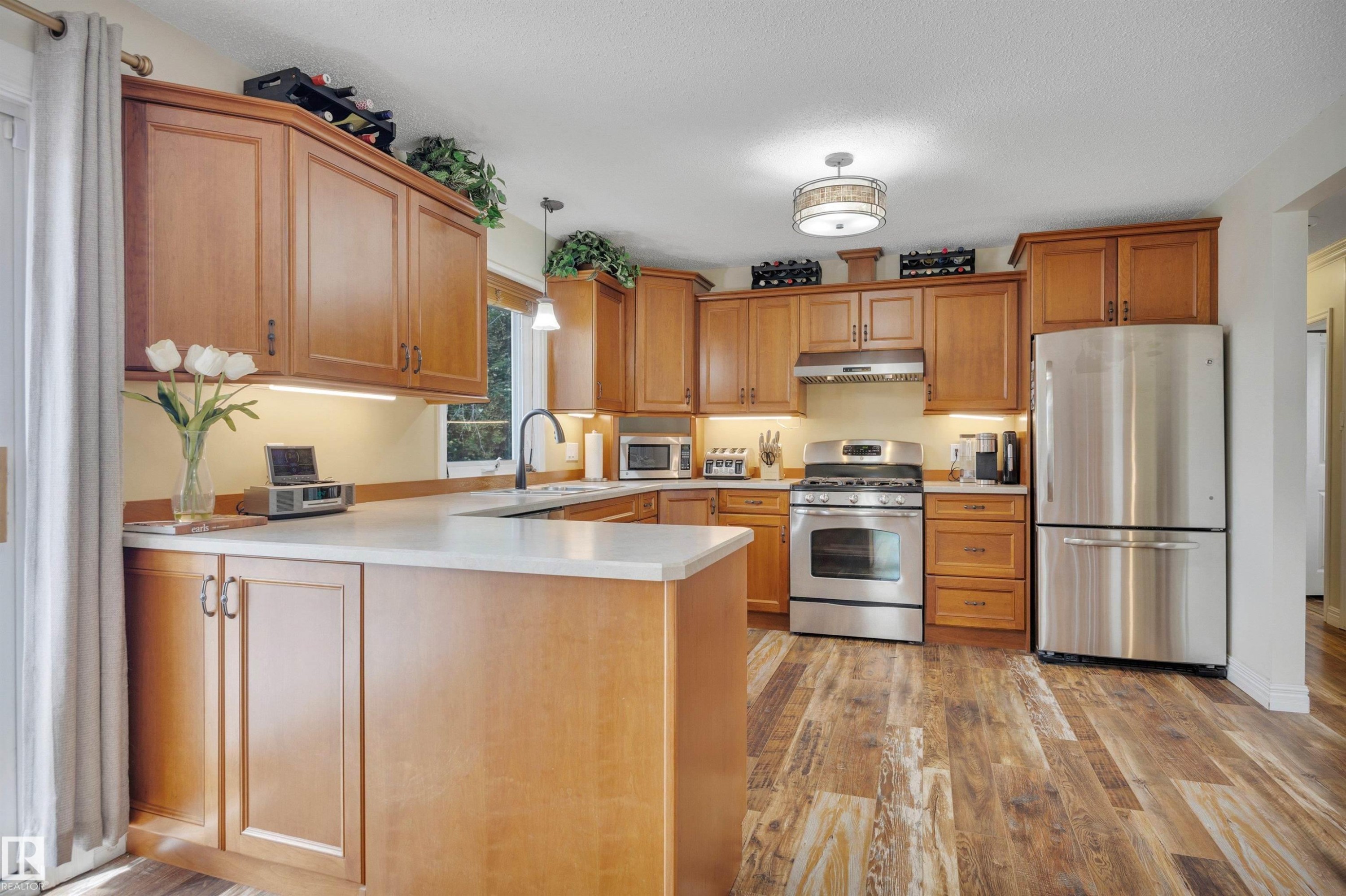 22363 Wye Road, Rural Strathcona County, AB