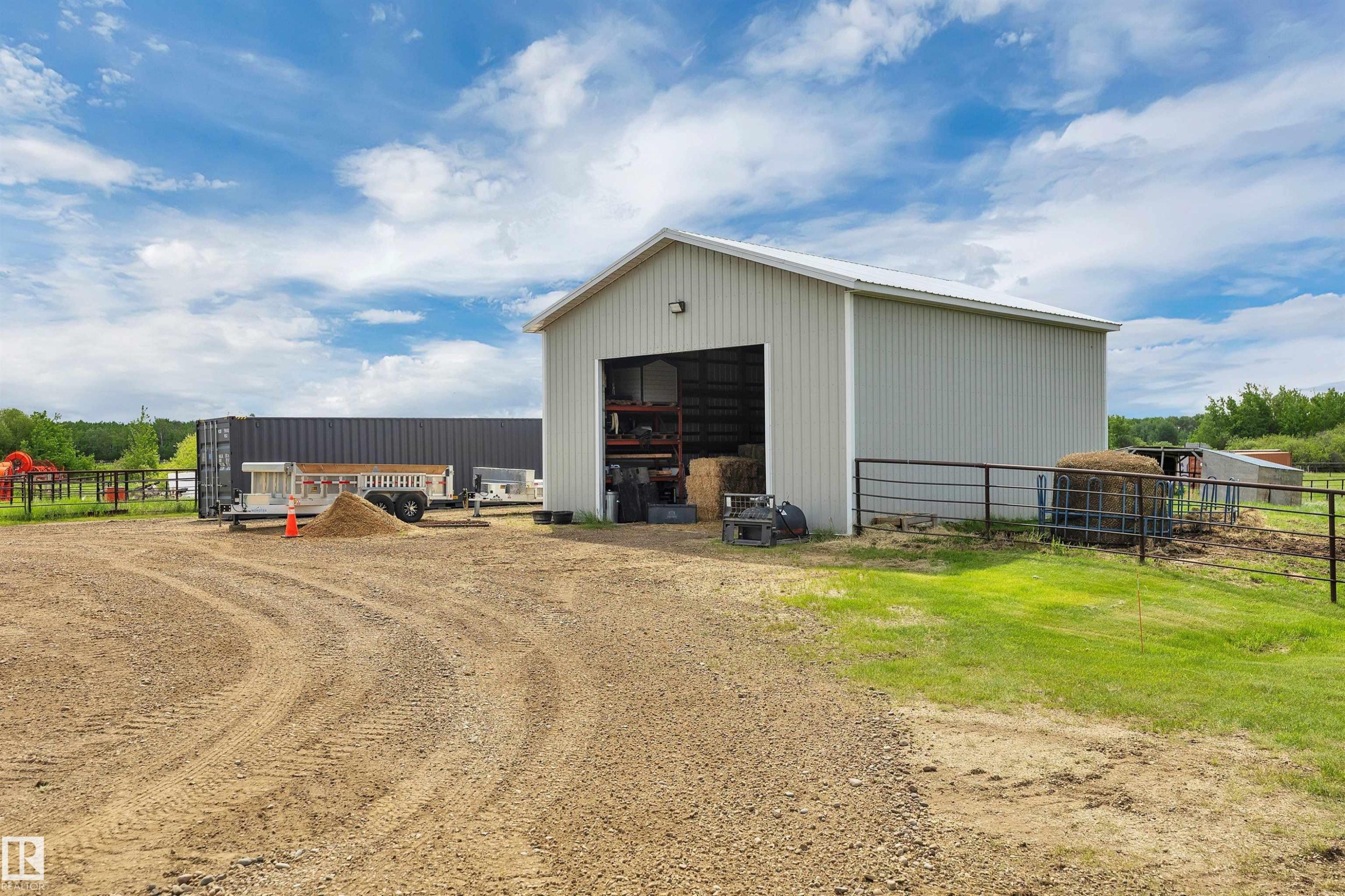 22363 Wye Road, Rural Strathcona County, AB