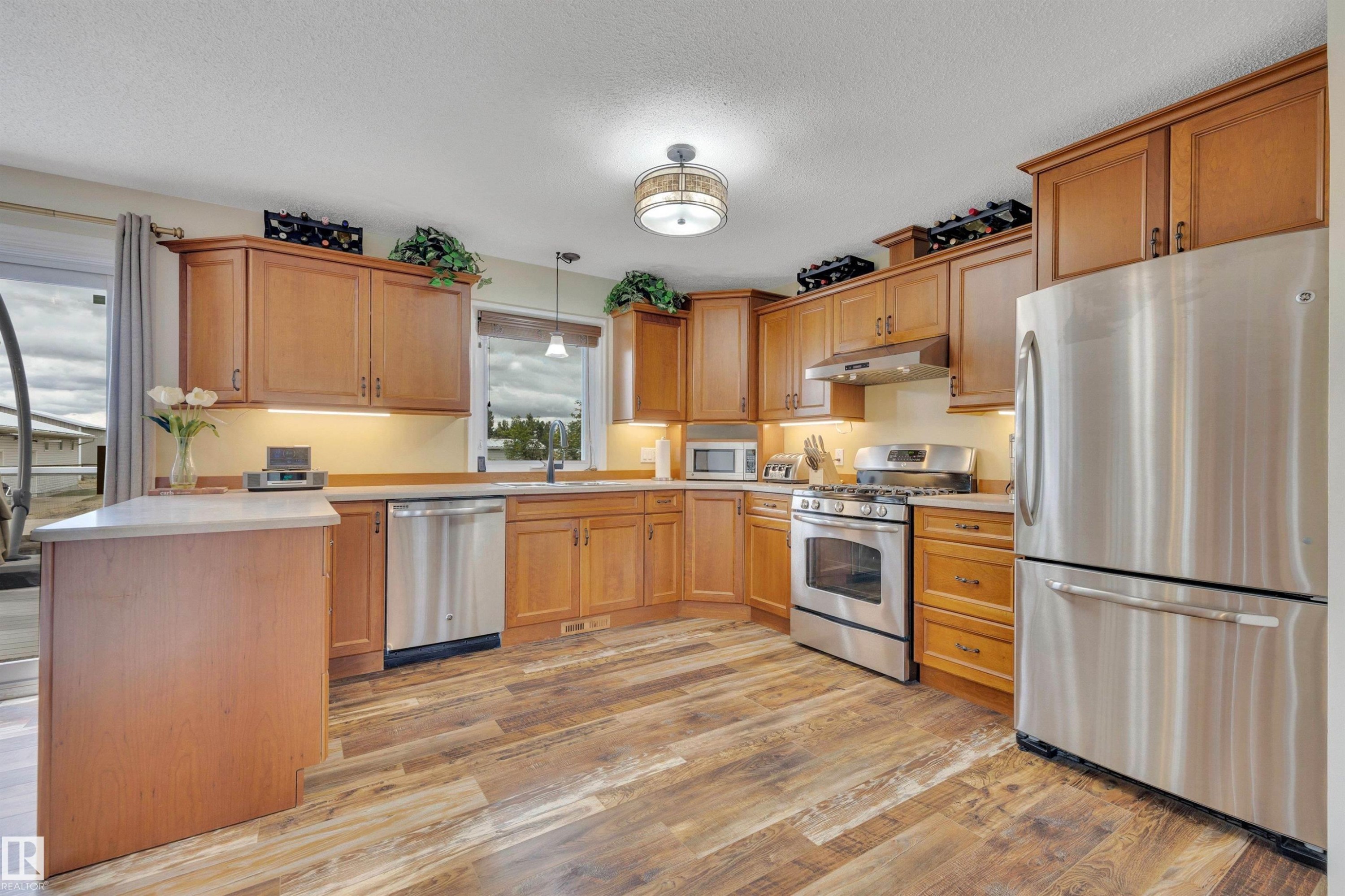 22363 Wye Road, Rural Strathcona County, AB