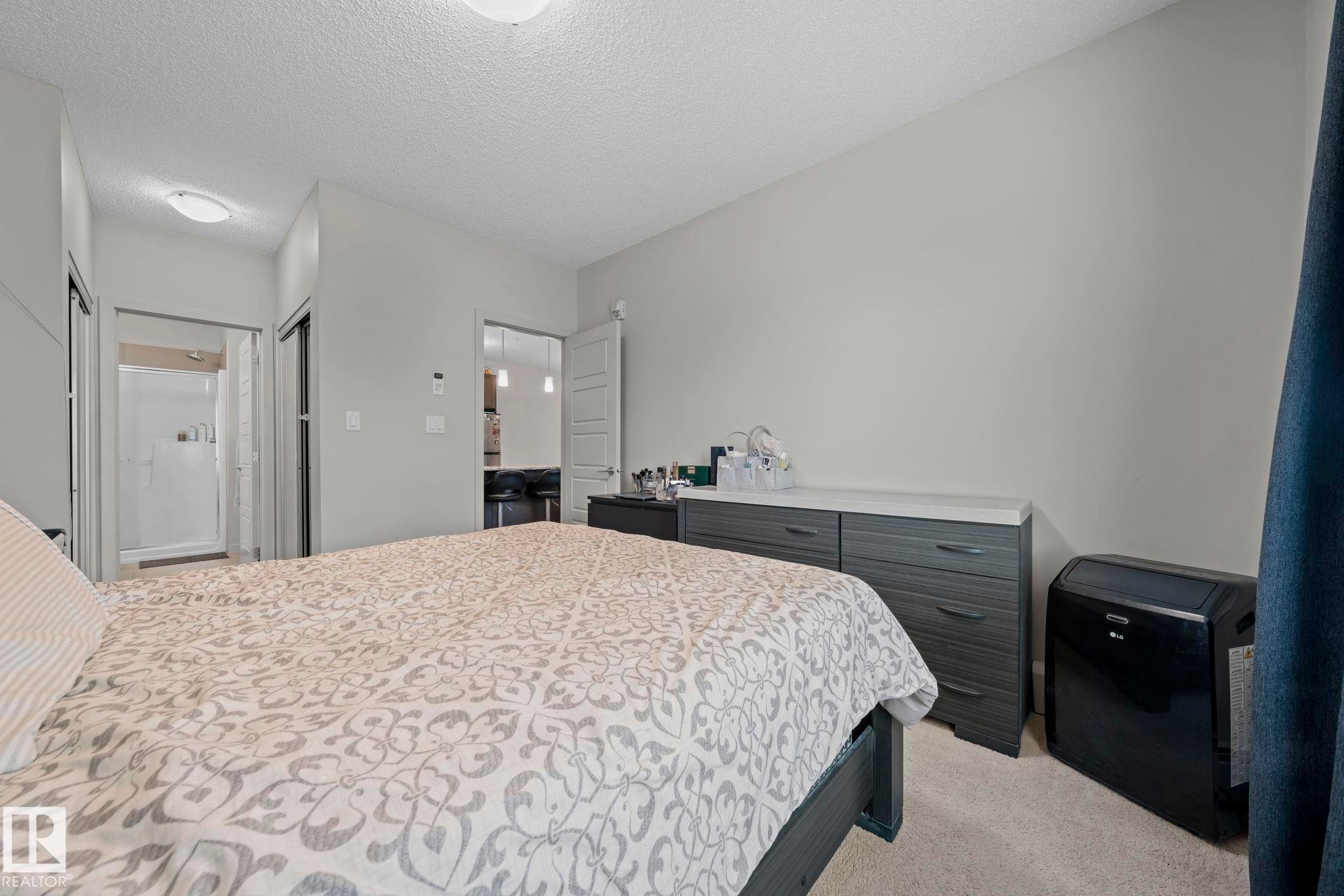 #207 320 Ambleside Li Sw, Edmonton, AB - Indoor Photo Showing Bedroom