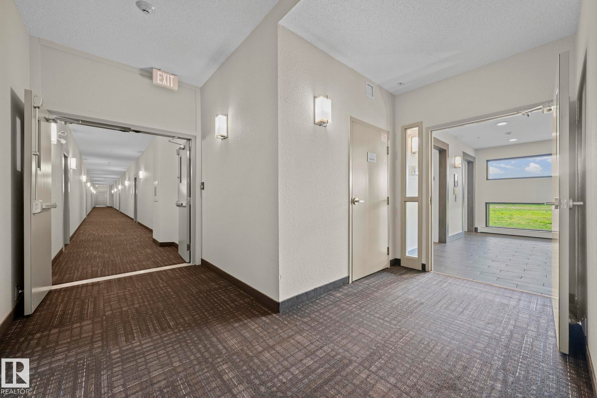 #207 320 Ambleside Li Sw, Edmonton, AB - Indoor Photo Showing Other Room