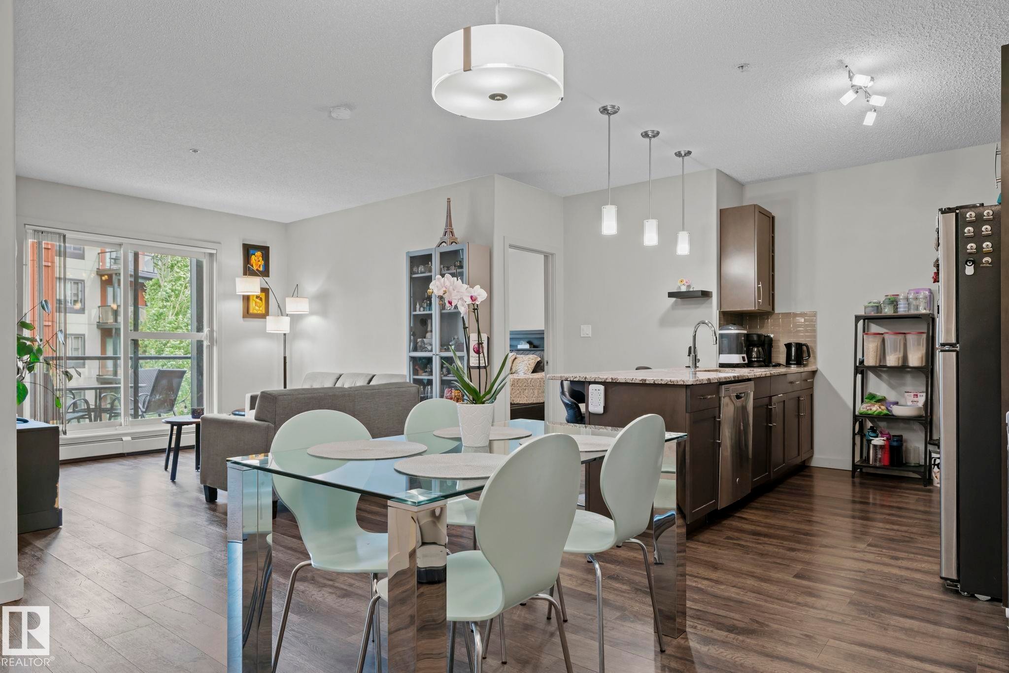 #207 320 Ambleside Li Sw, Edmonton, AB - Indoor Photo Showing Dining Room