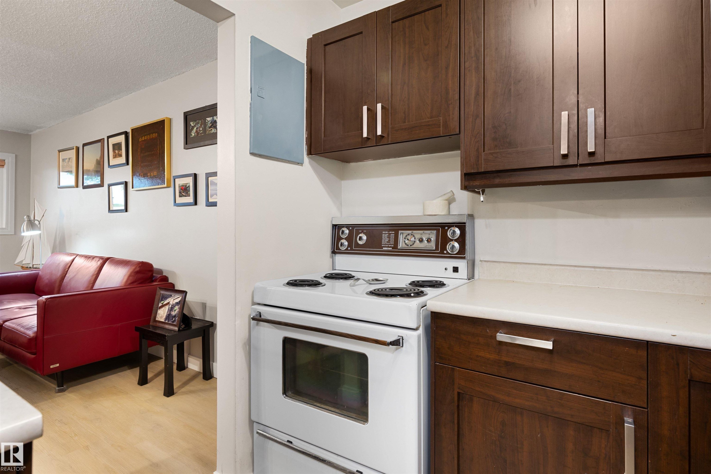 6011 Tudor Glen, St. Albert, AB