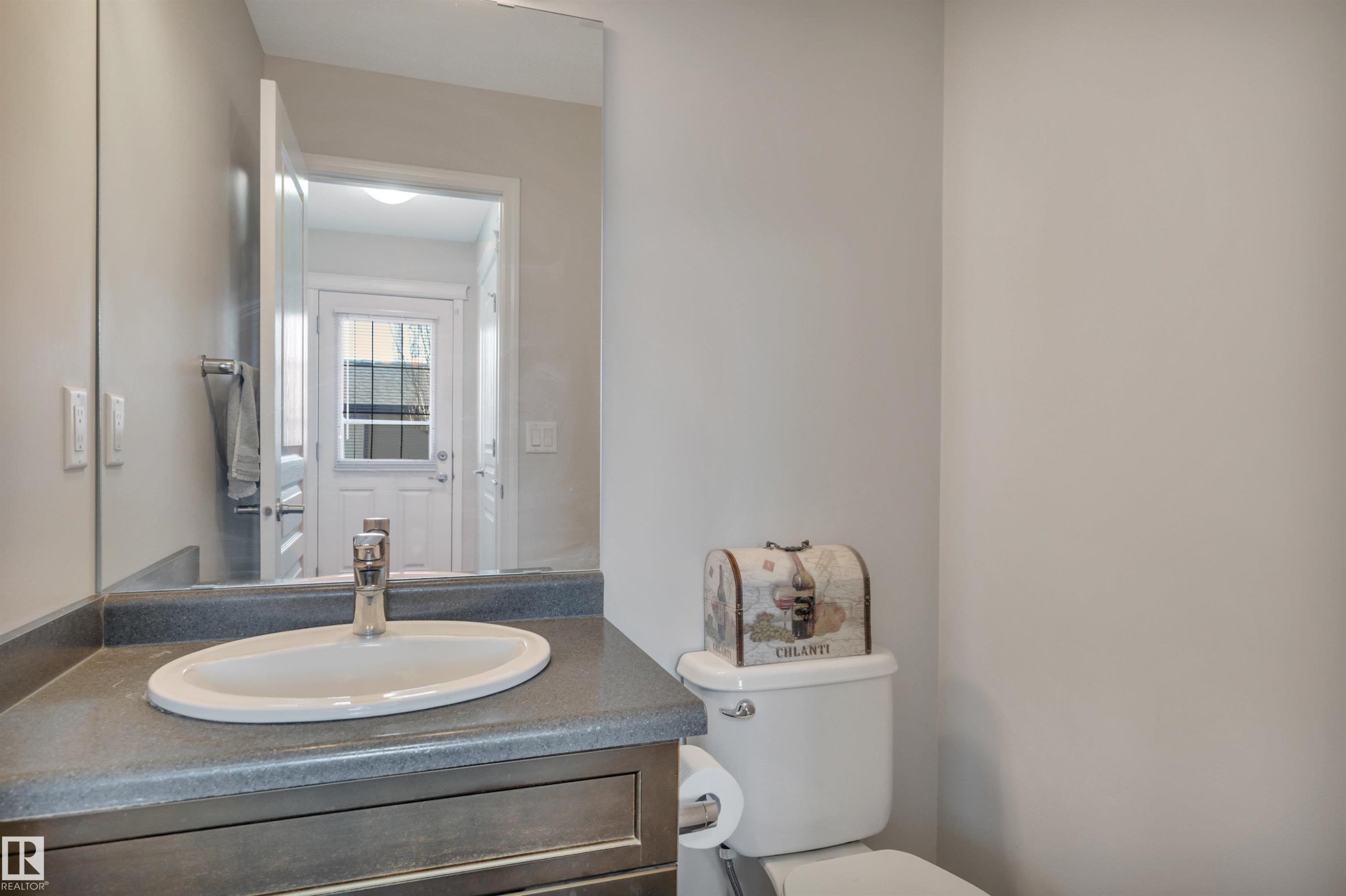 355 Secord Boulevard, Edmonton, AB
