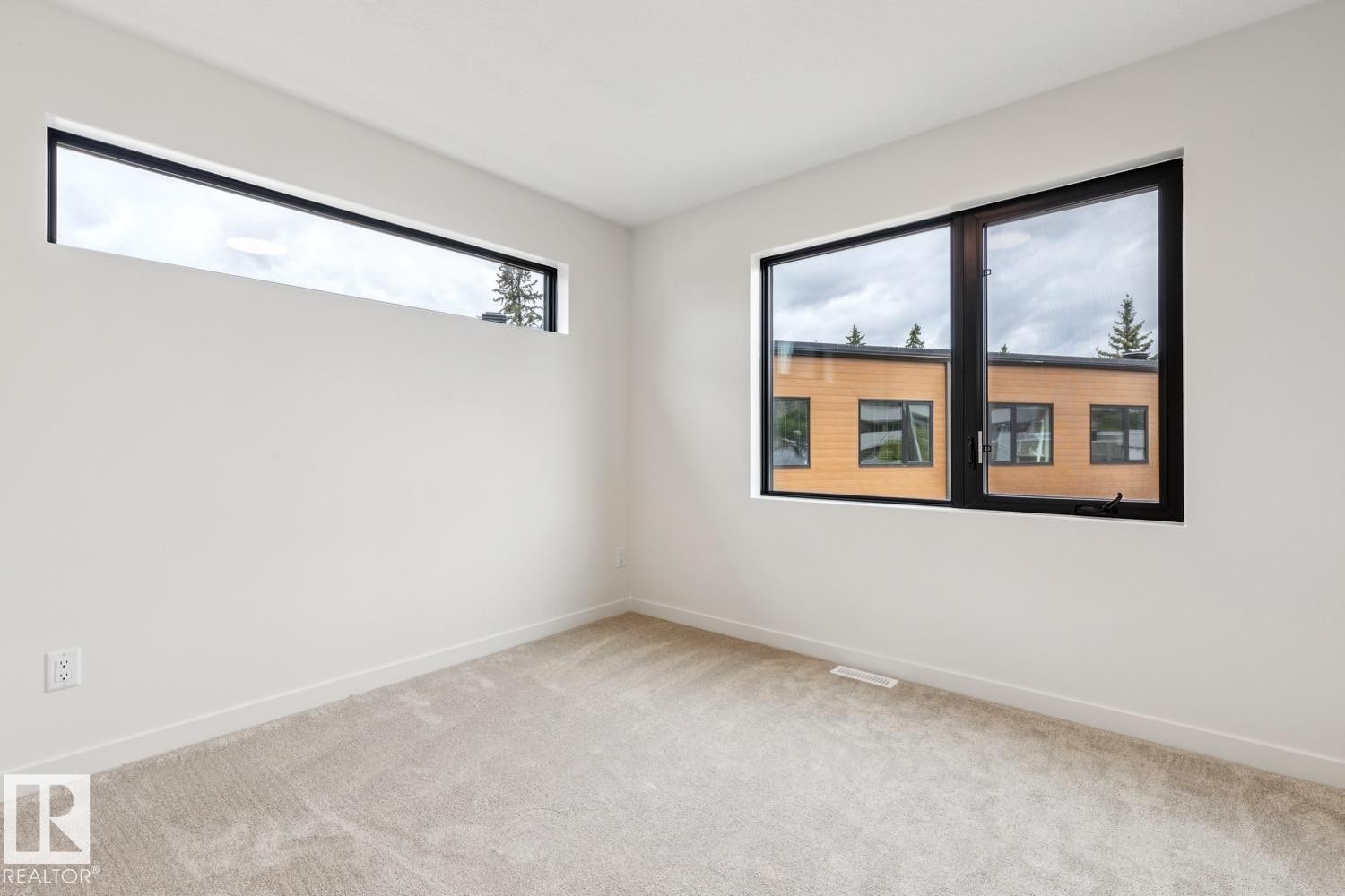 #6 10331 Wadhurst Rd Nw, Edmonton, AB - Indoor Photo Showing Other Room