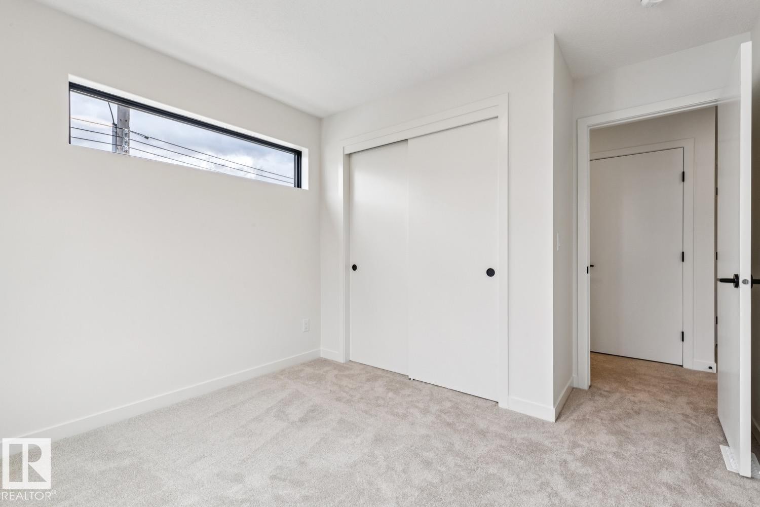 #6 10331 Wadhurst Rd Nw, Edmonton, AB - Indoor Photo Showing Other Room