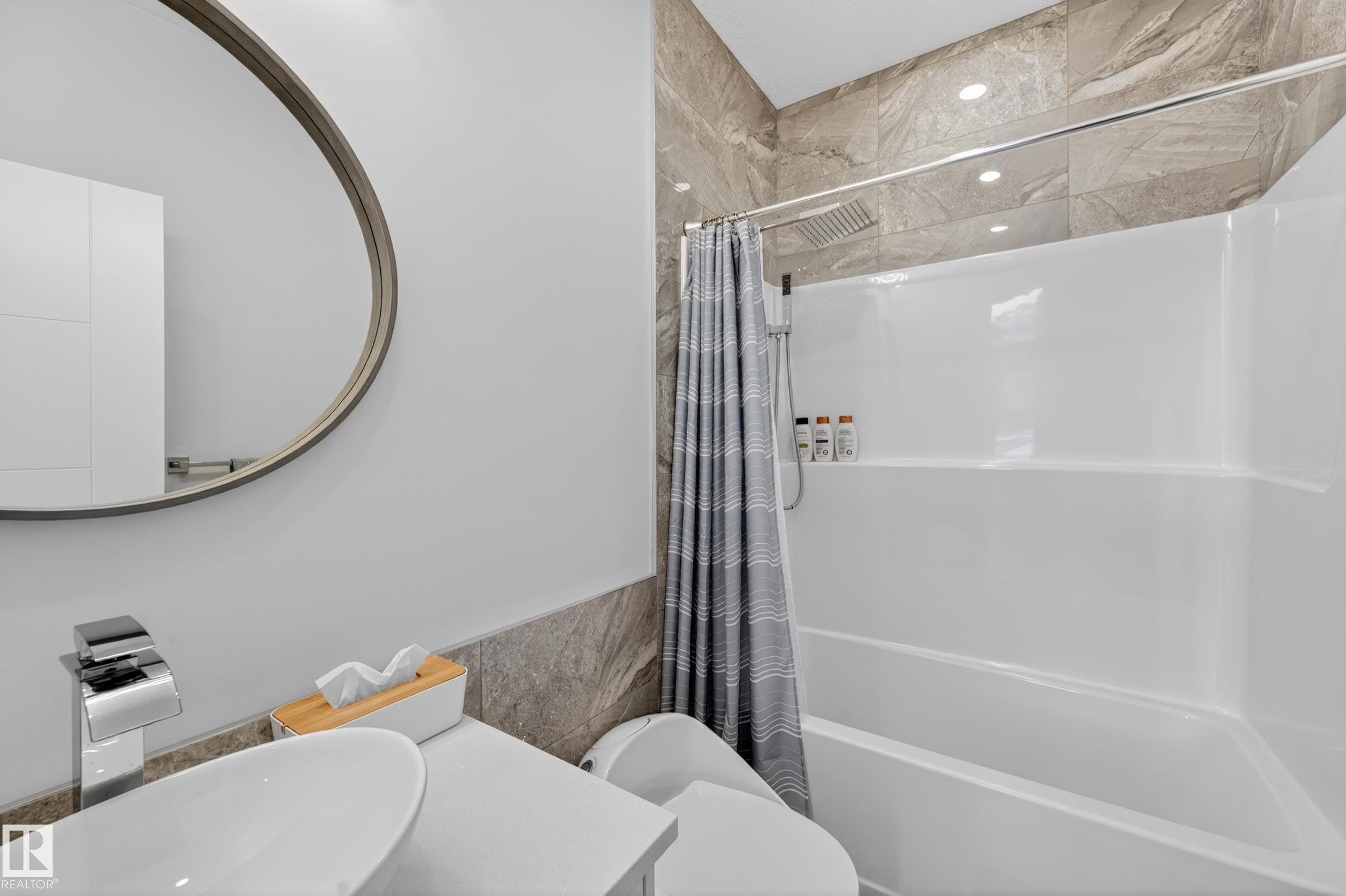 9108 64 Avenue, Edmonton, AB