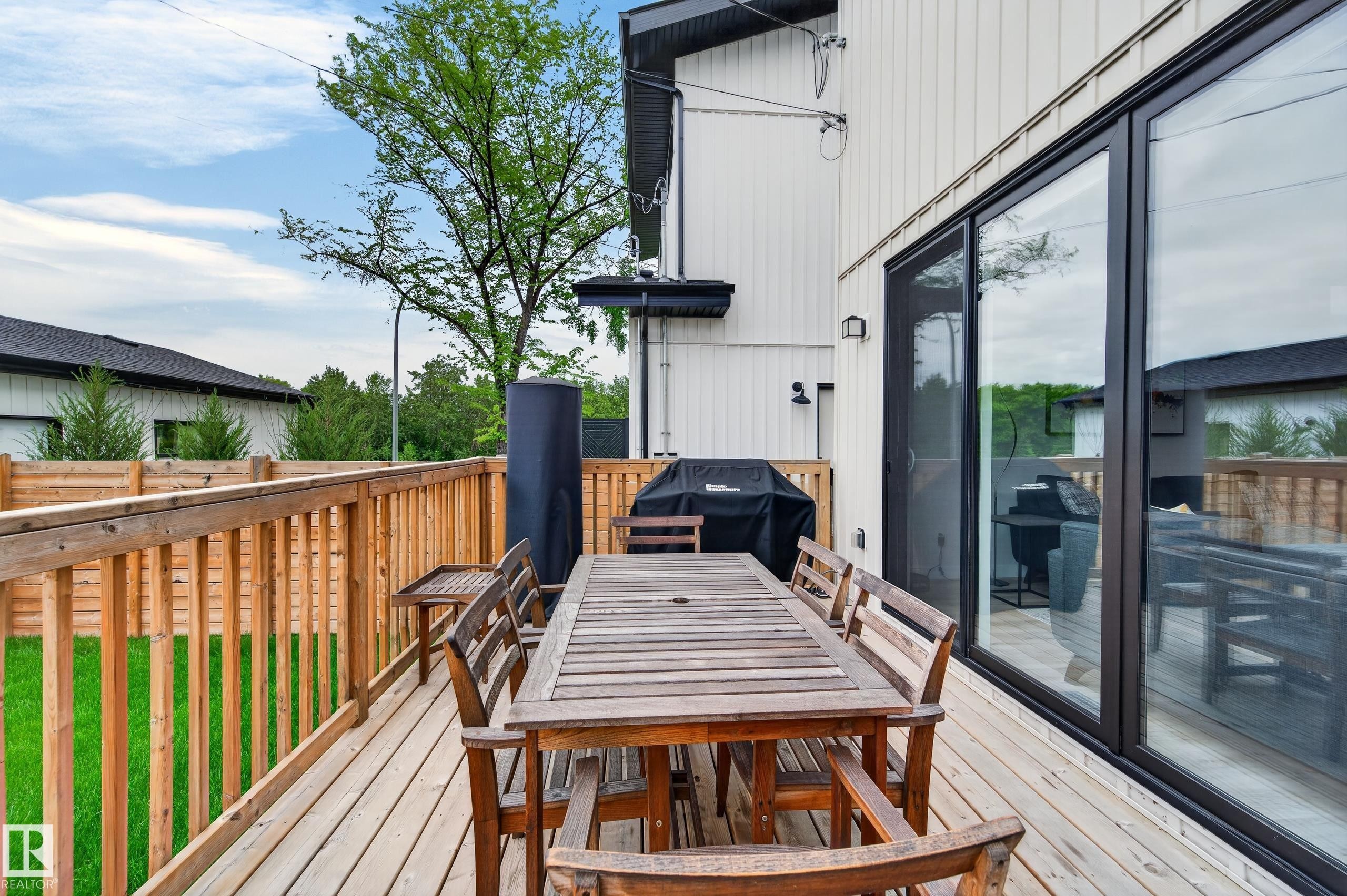 9108 64 Avenue, Edmonton, AB