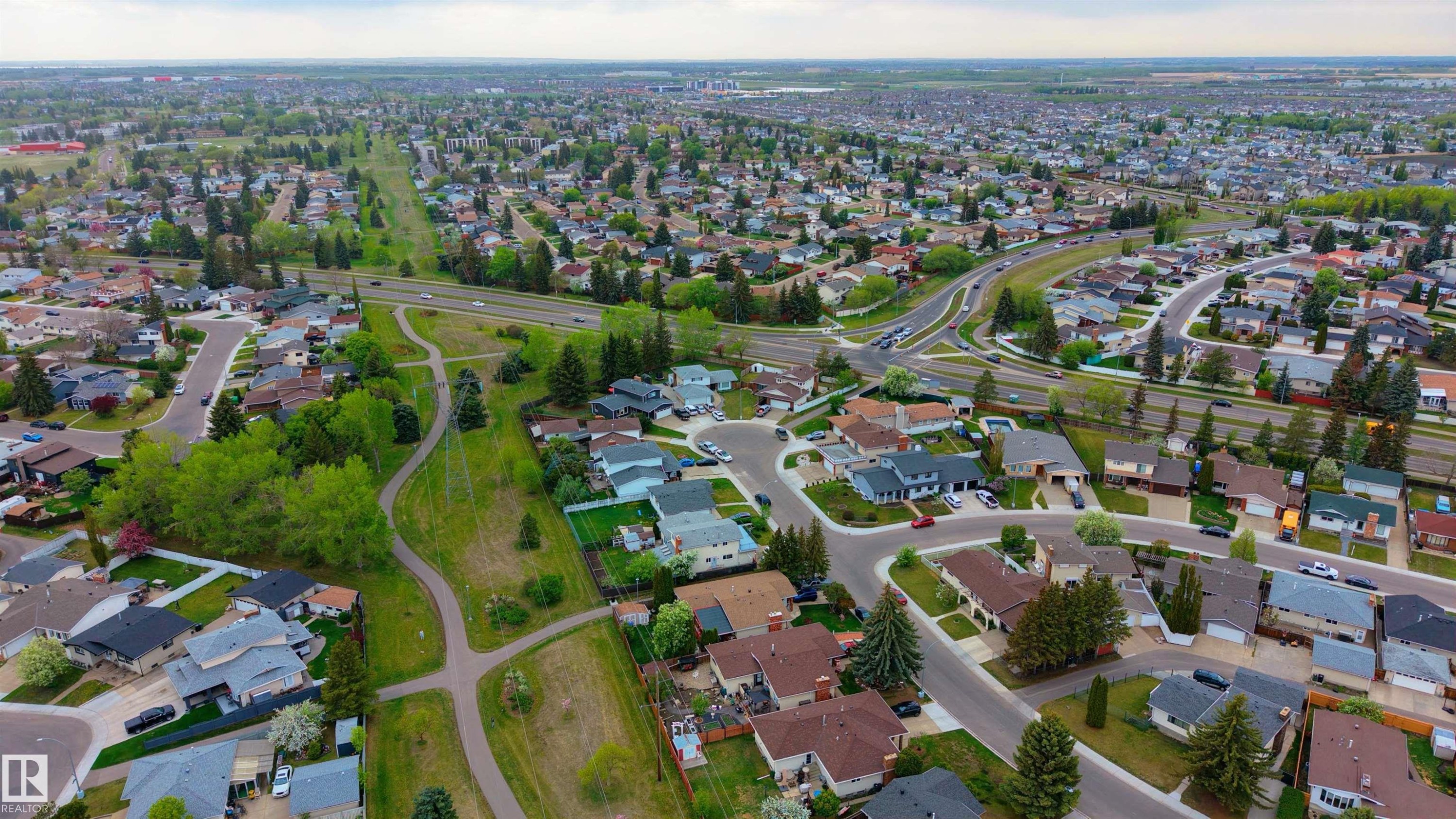 116 16348 109 Street, Edmonton, AB - Outdoor With View