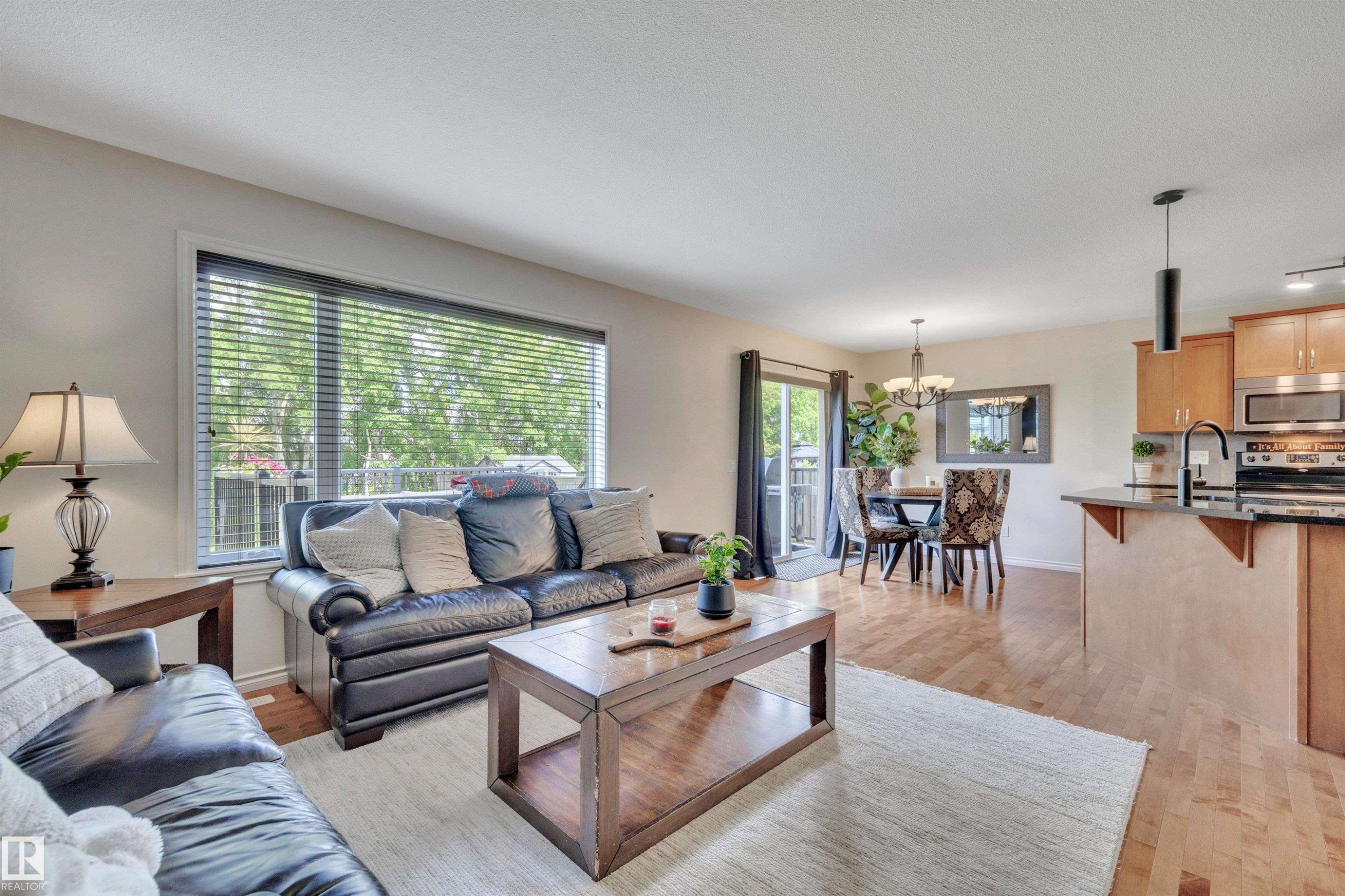 52 Selkirk Place, Leduc, AB