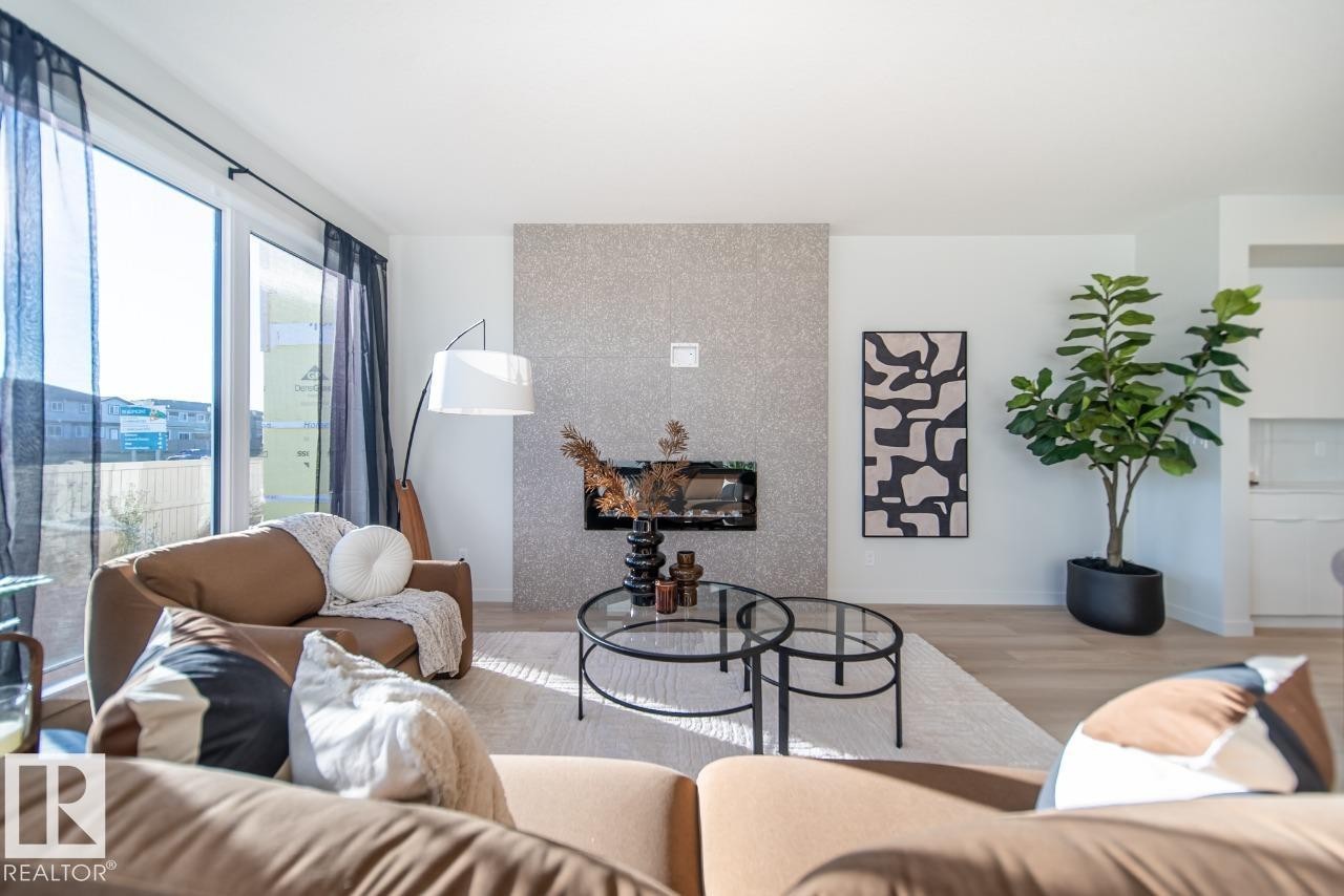 202 Stetson Loop, Ardrossan, AB