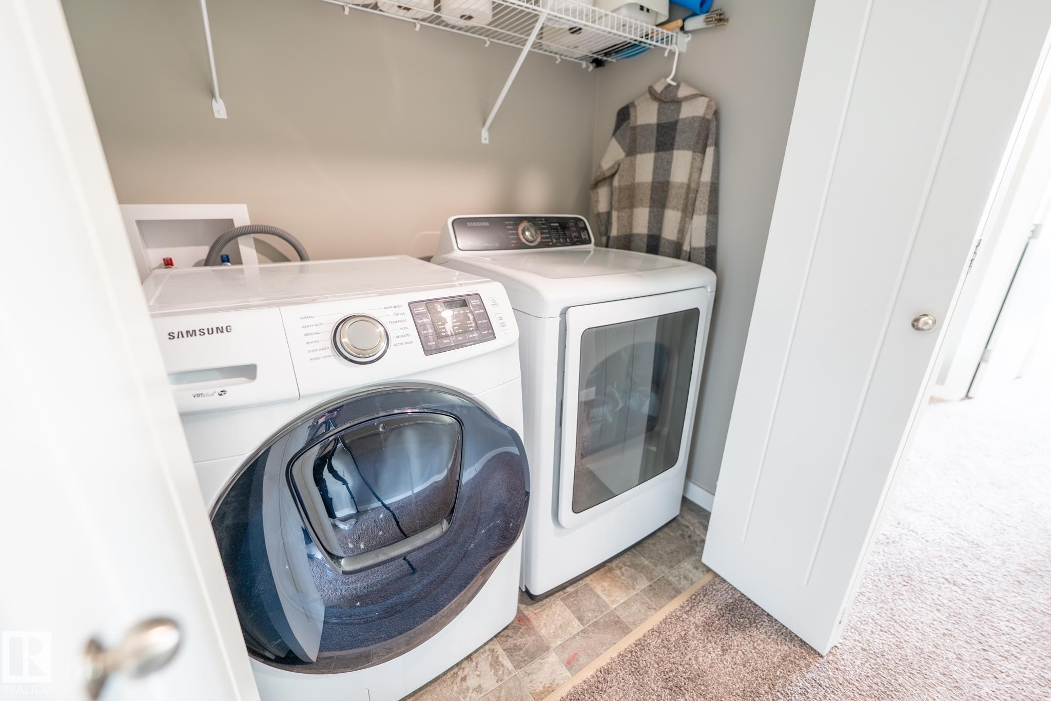 1124 161 Street, Edmonton, AB - Indoor Photo Showing Laundry Room