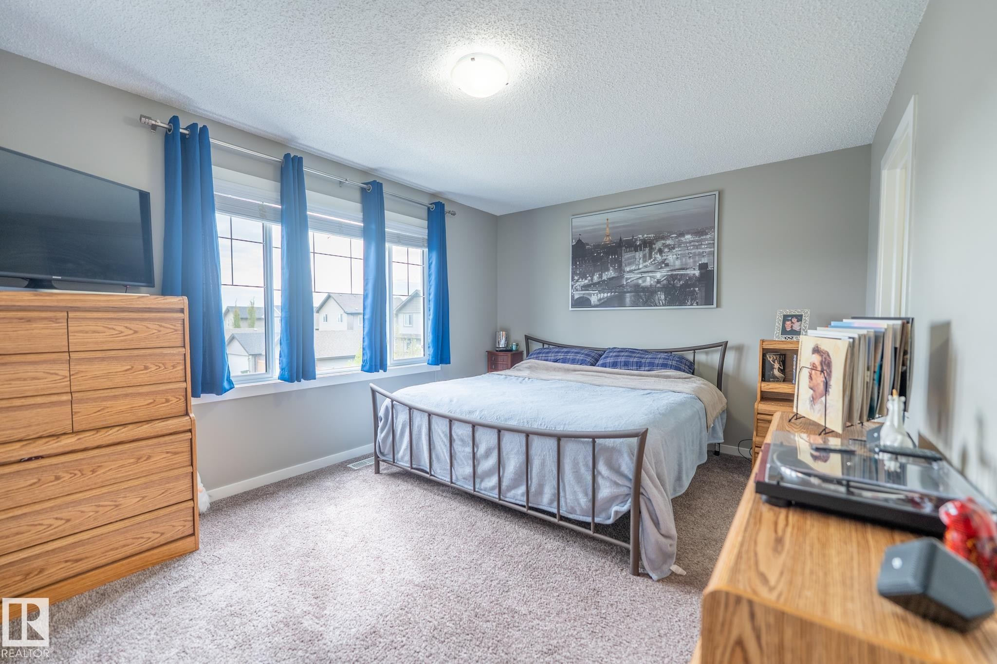1124 161 Street, Edmonton, AB - Indoor Photo Showing Bedroom