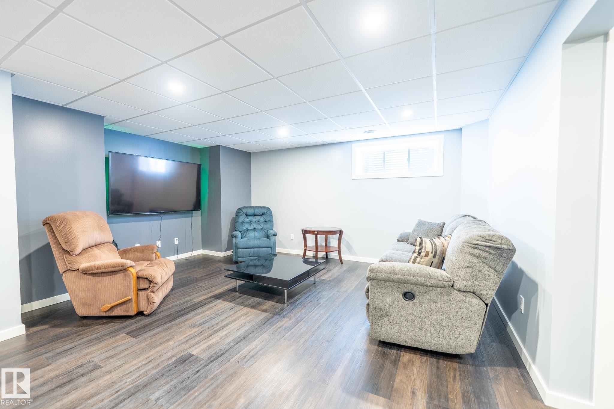 1124 161 Street, Edmonton, AB - Indoor