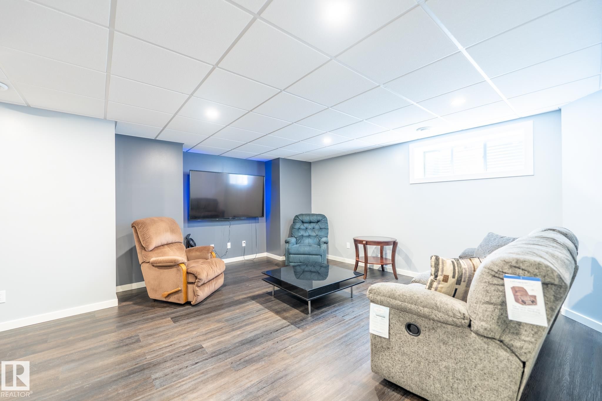 1124 161 Street, Edmonton, AB - Indoor