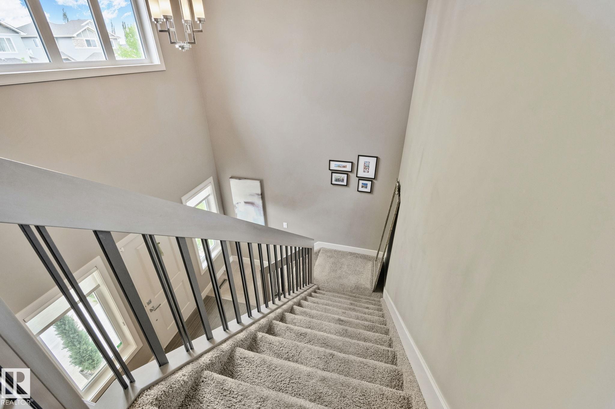 32 Nault Crescent, St. Albert, AB - Indoor Photo Showing Other Room