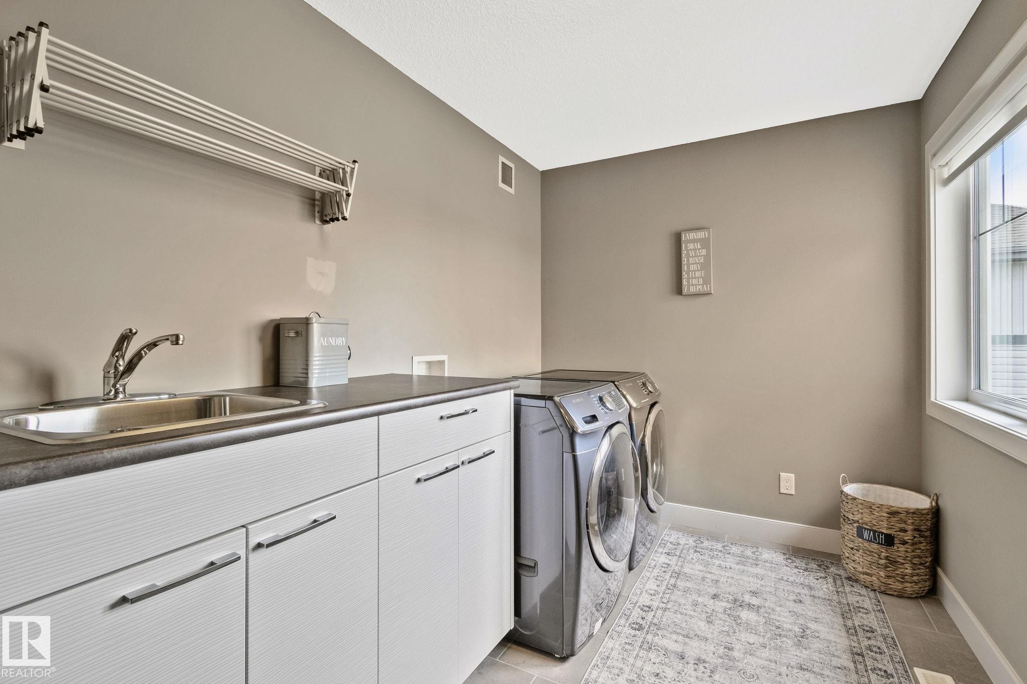 32 Nault Crescent, St. Albert, AB - Indoor Photo Showing Laundry Room