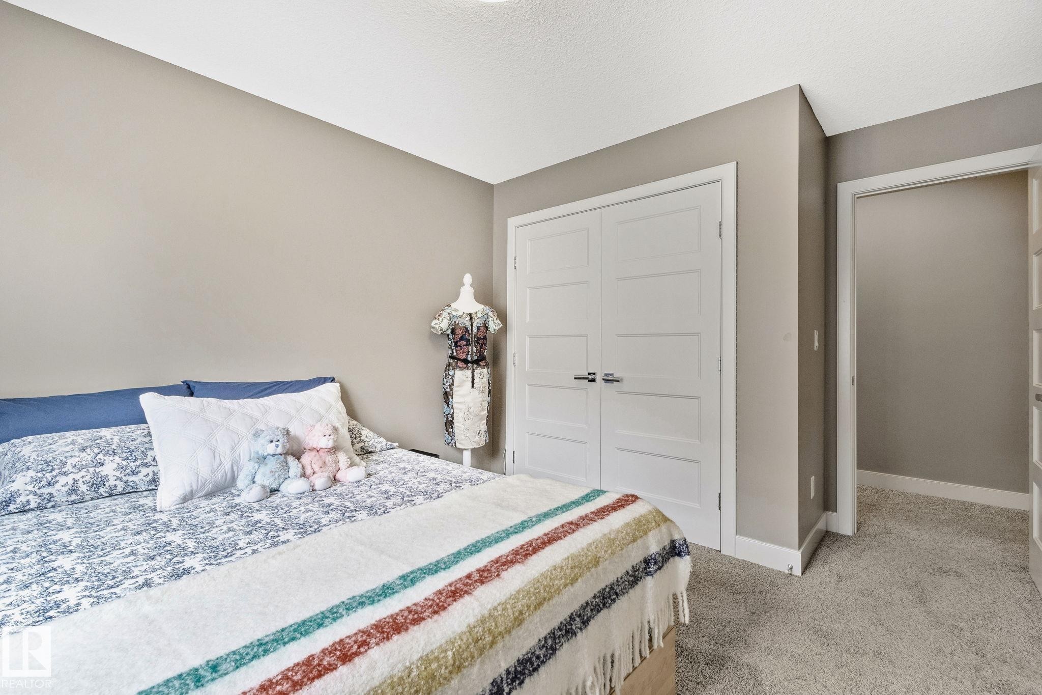 32 Nault Crescent, St. Albert, AB - Indoor Photo Showing Bedroom