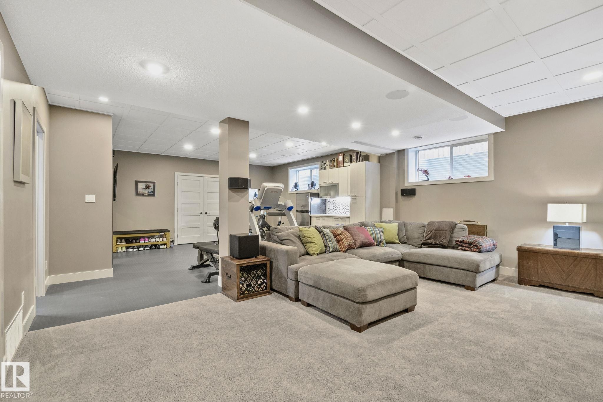 32 Nault Crescent, St. Albert, AB - Indoor