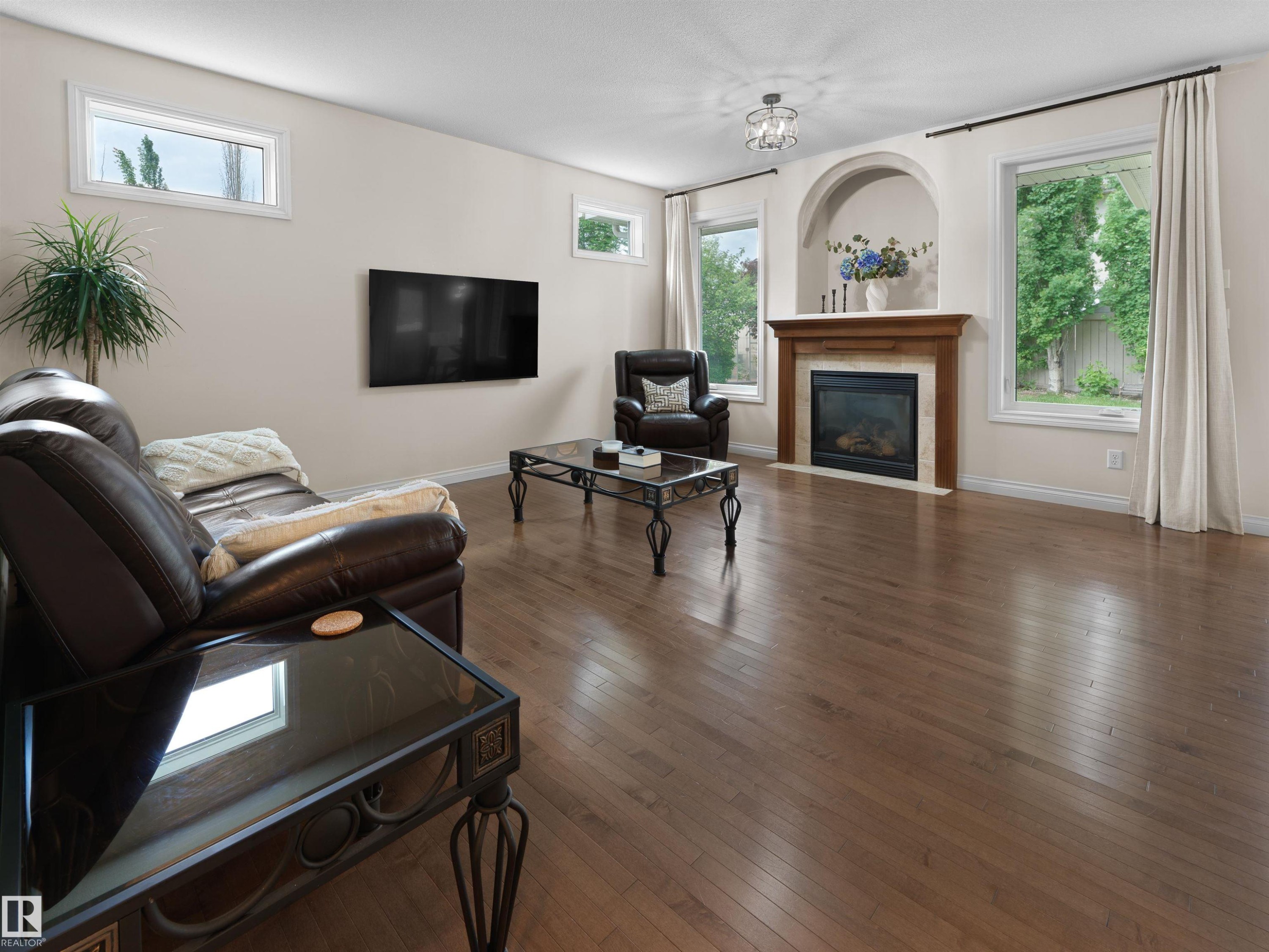 8708 207 Street, Edmonton, AB