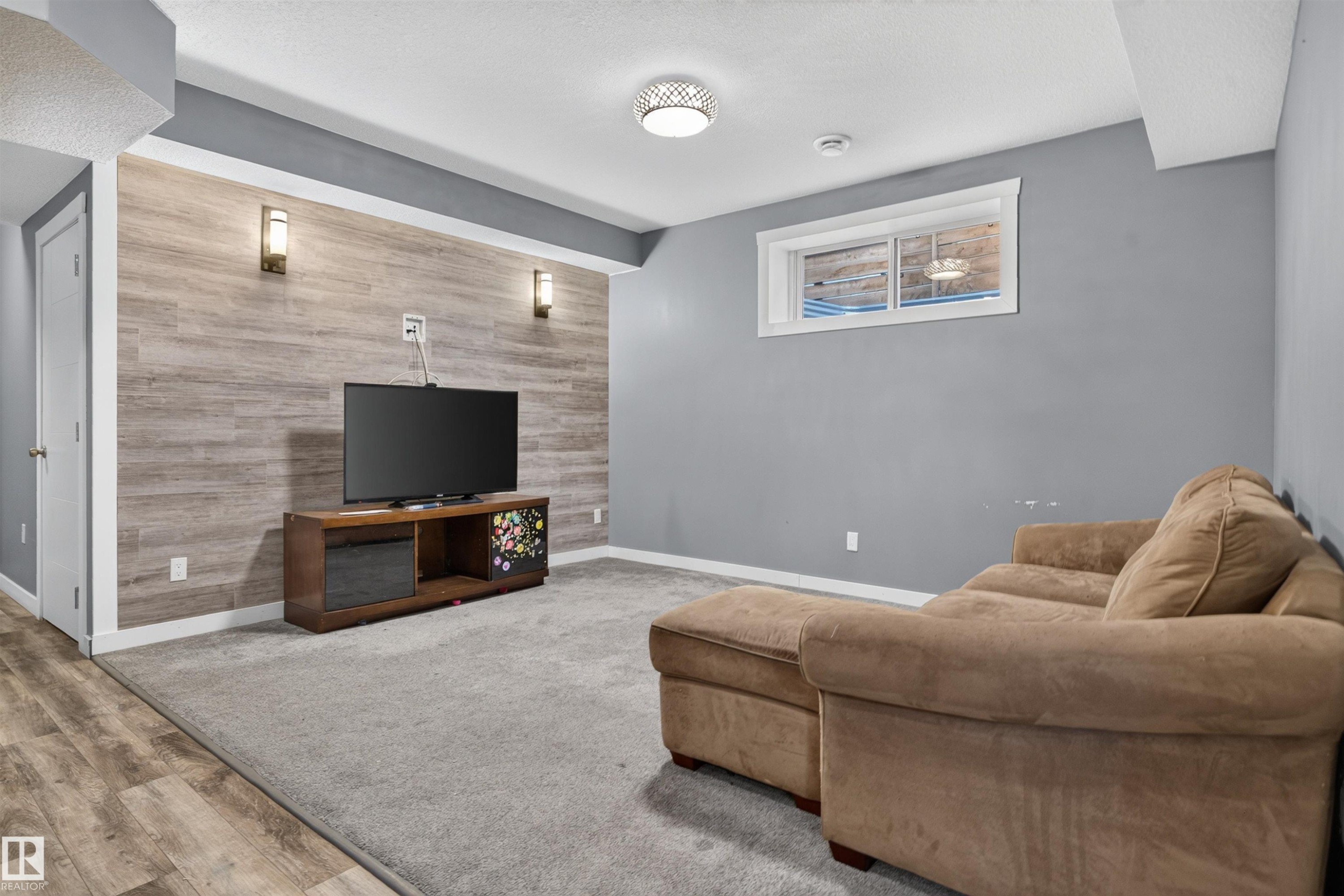 Living room - 704 39 Street, Edmonton, AB