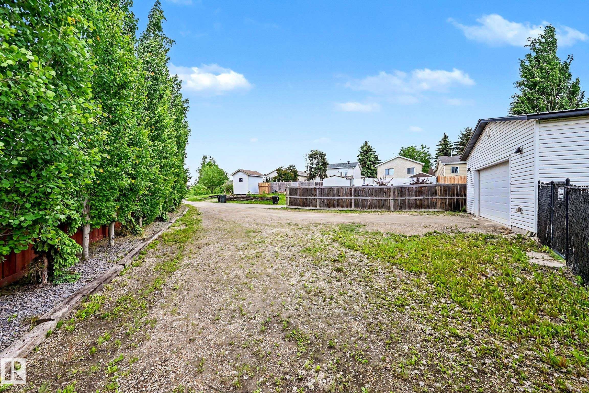 62 Greystone Crescent, Spruce Grove, AB