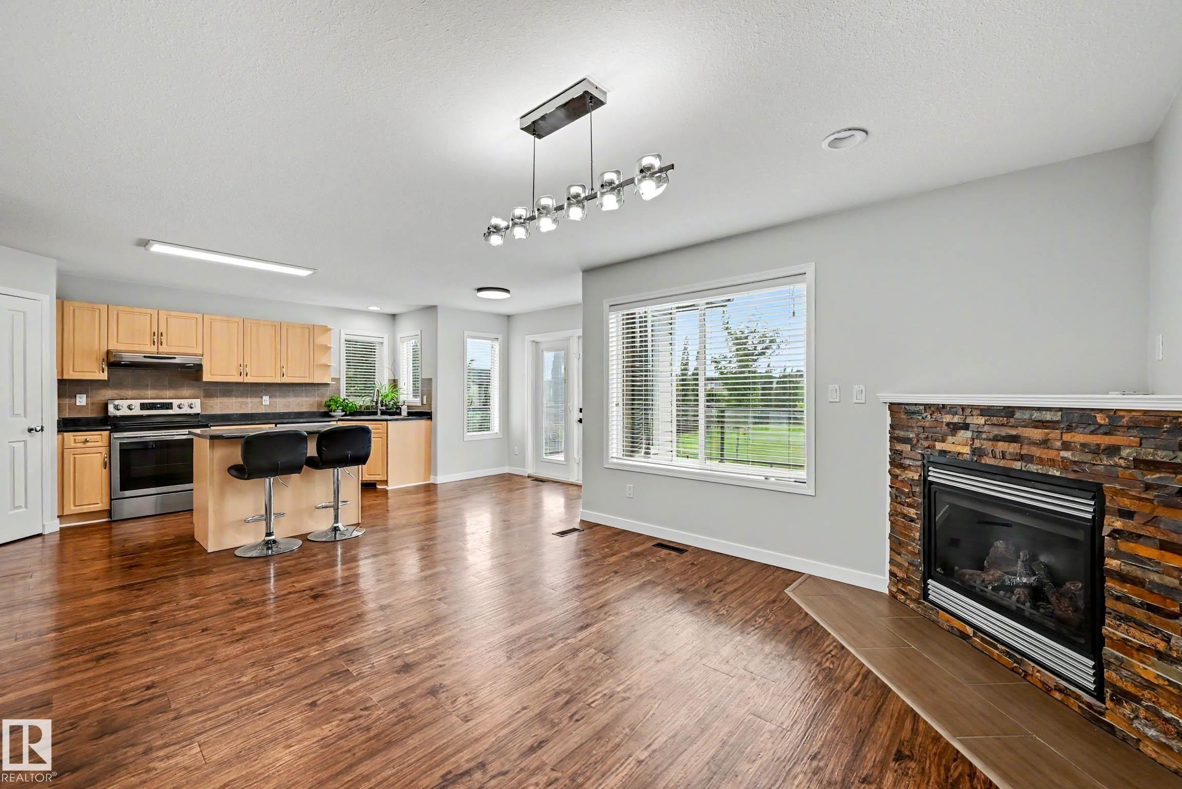 62 Greystone Crescent, Spruce Grove, AB