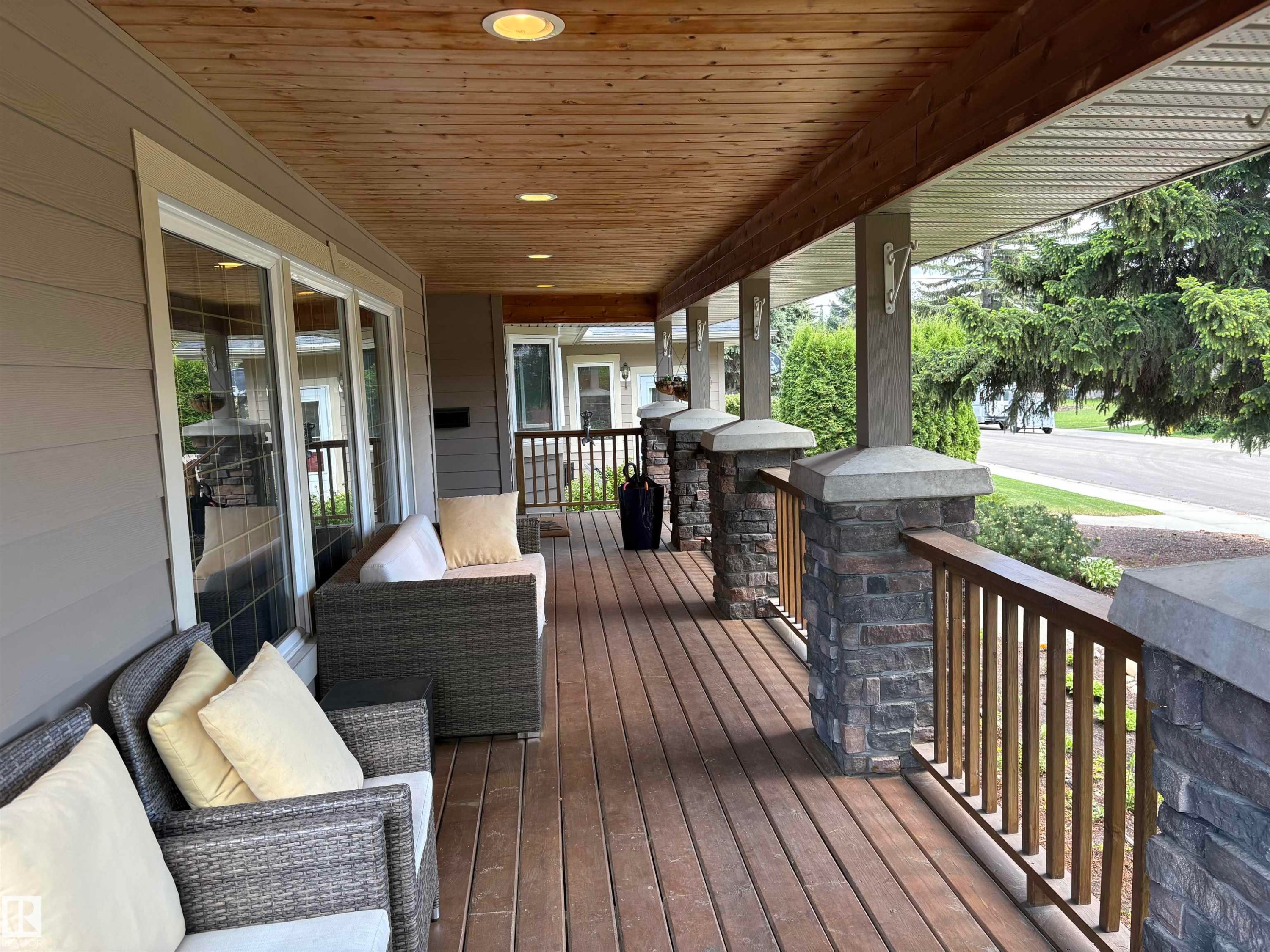 14016 85 Avenue Nw, Edmonton, AB - Outdoor With Deck Patio Veranda With Exterior