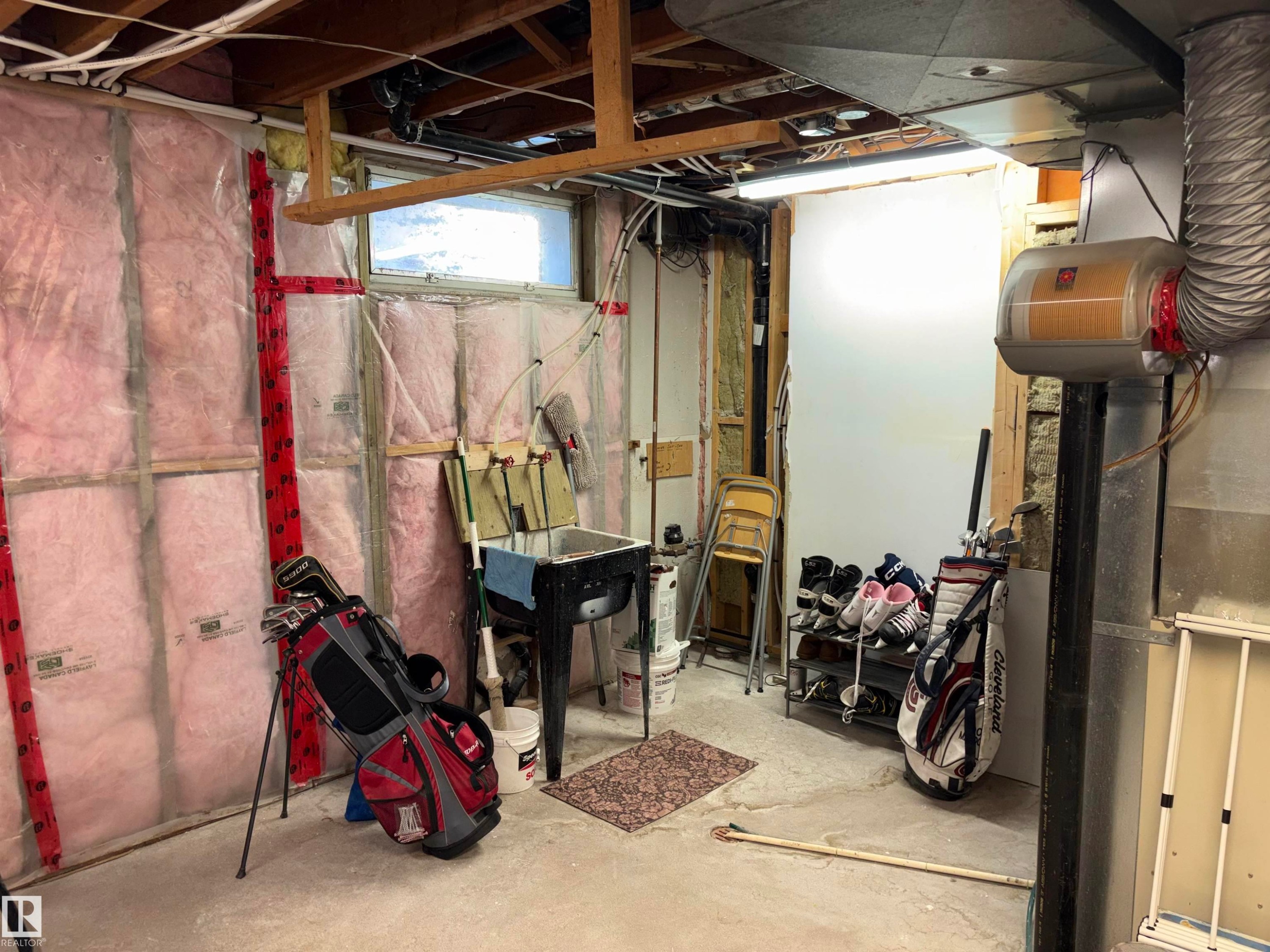14016 85 Avenue Nw, Edmonton, AB - Indoor Photo Showing Basement