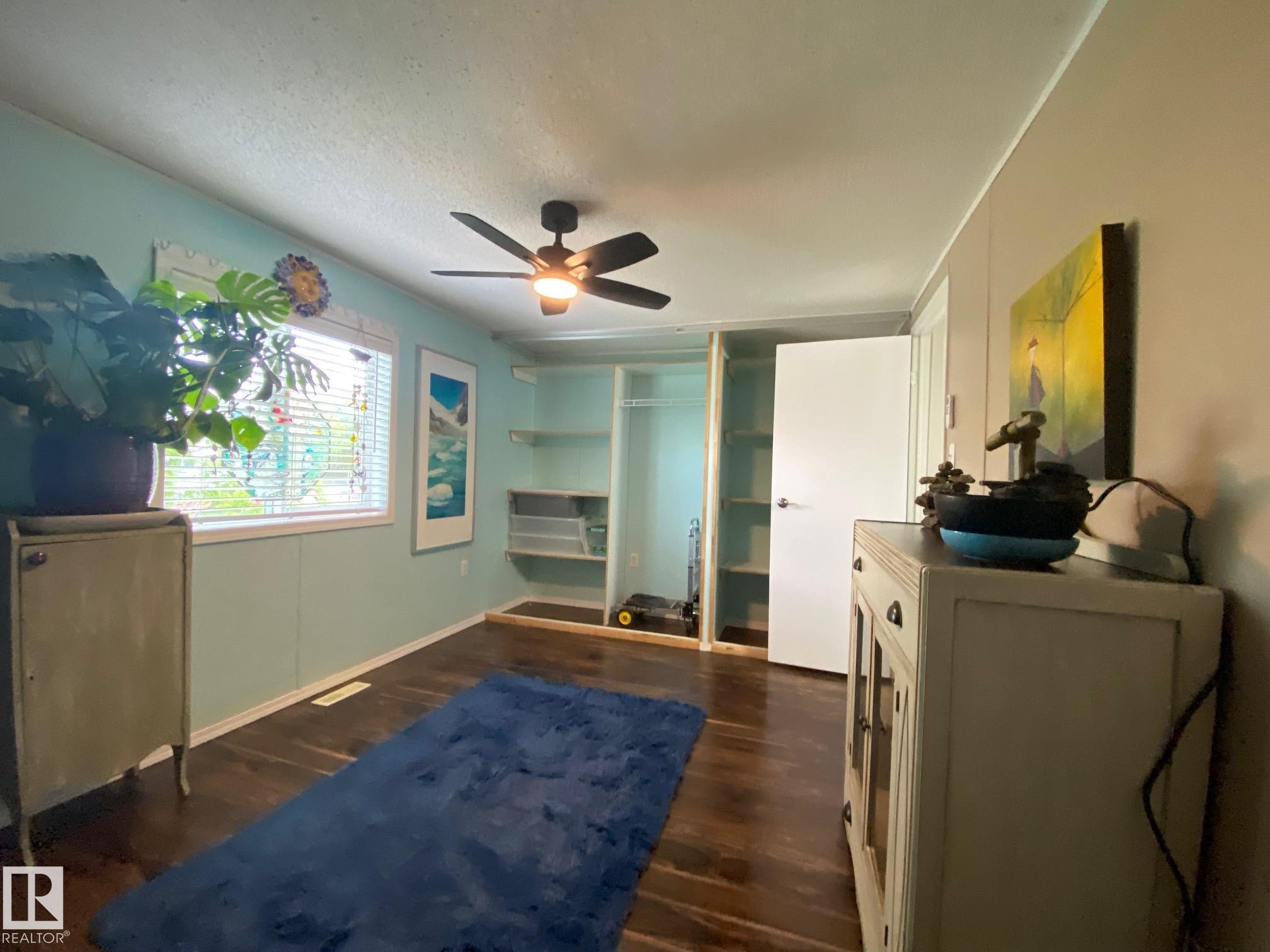 4809 49 Avenue, Wetaskiwin, AB