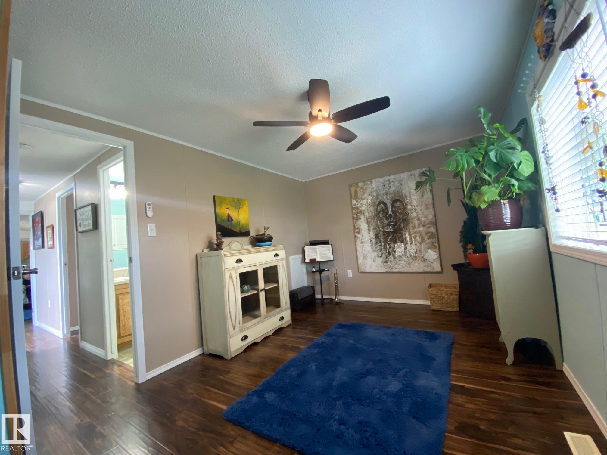 4809 49 Avenue, Wetaskiwin, AB